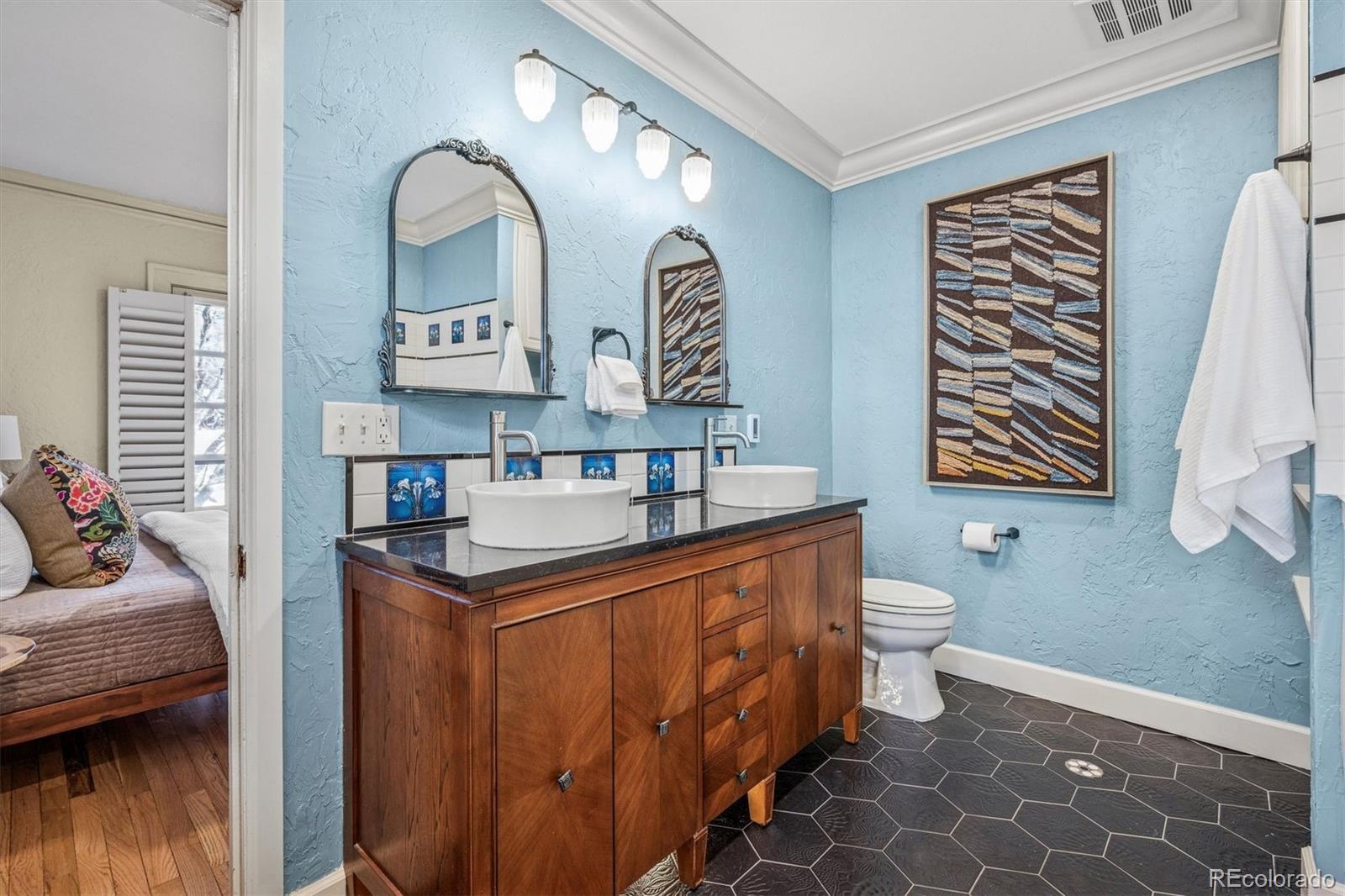 MLS Image #26 for 2025  eudora street,denver, Colorado