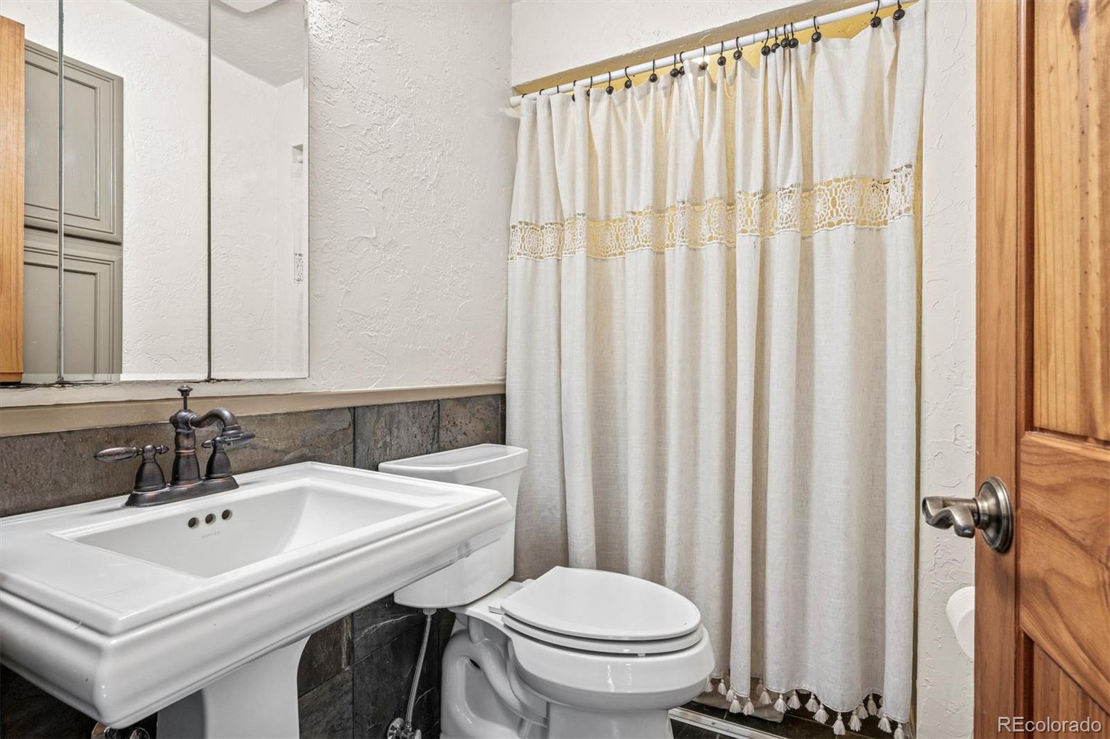 MLS Image #34 for 2025  eudora street,denver, Colorado
