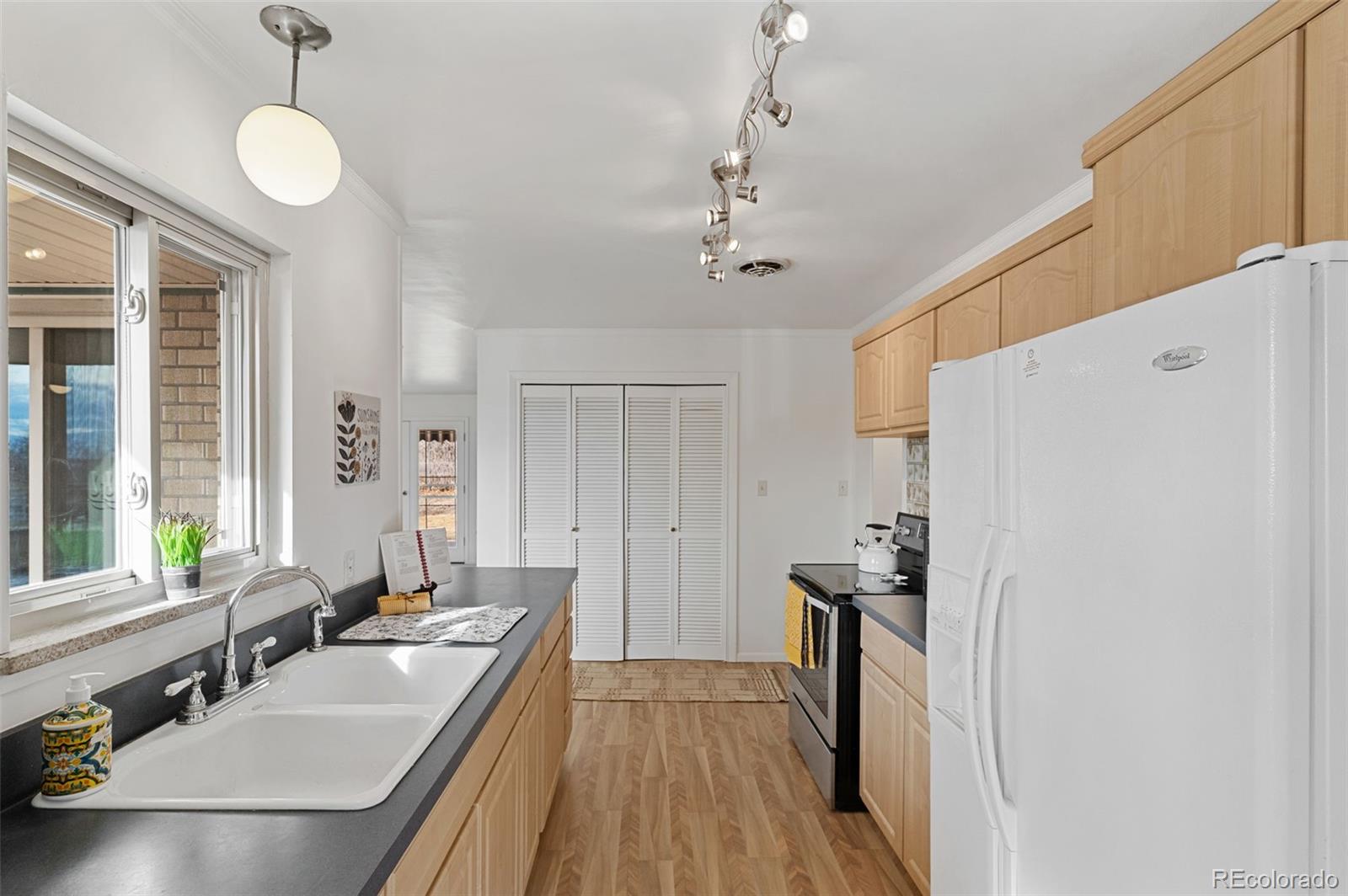 MLS Image #9 for 8401 w 64th place,arvada, Colorado