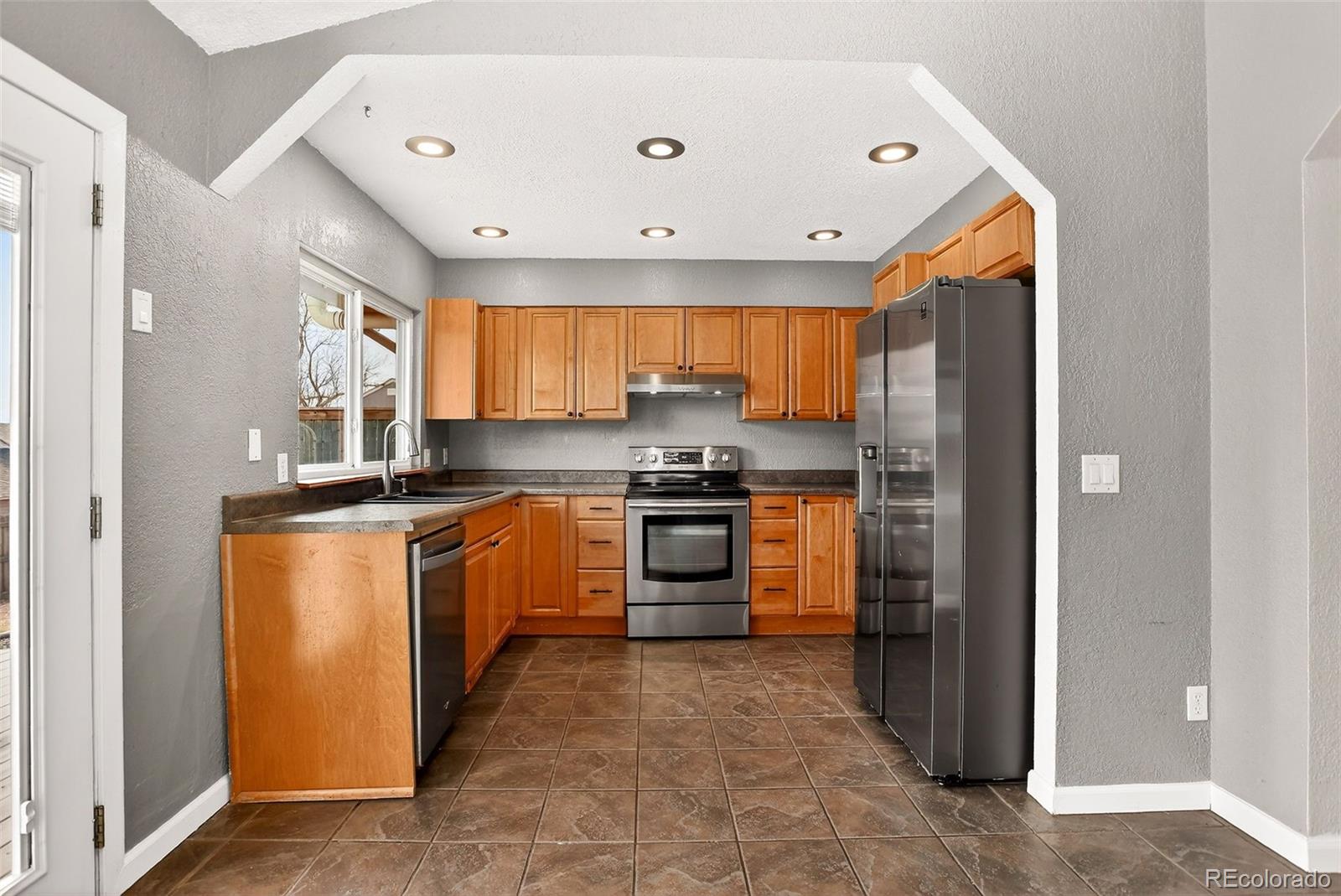 MLS Image #6 for 17641 e tennessee place,aurora, Colorado