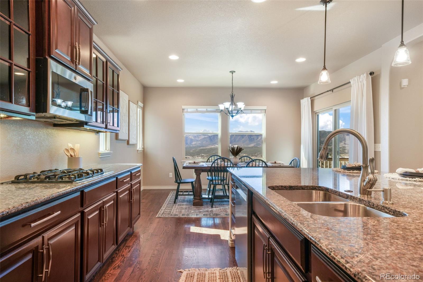 MLS Image #10 for 215  kettle valley way,monument, Colorado