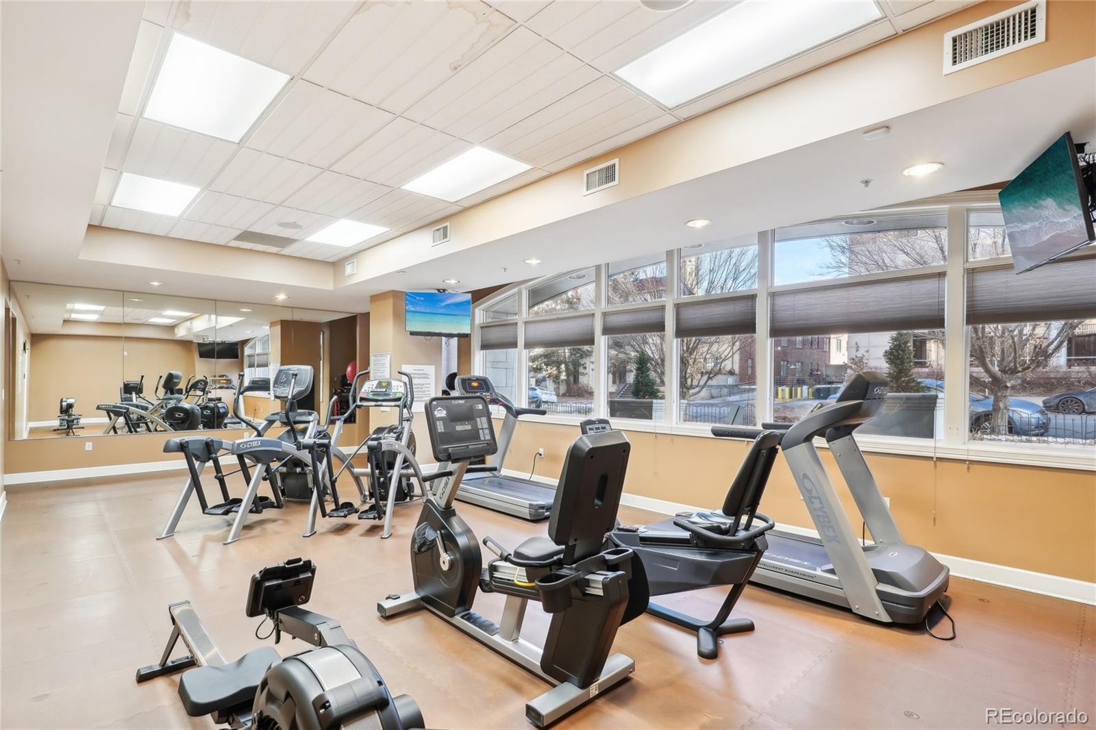 MLS Image #30 for 1827 n grant street 502,denver, Colorado