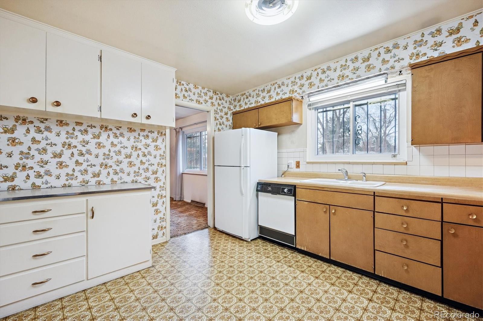 MLS Image #6 for 3057 s gray street,denver, Colorado