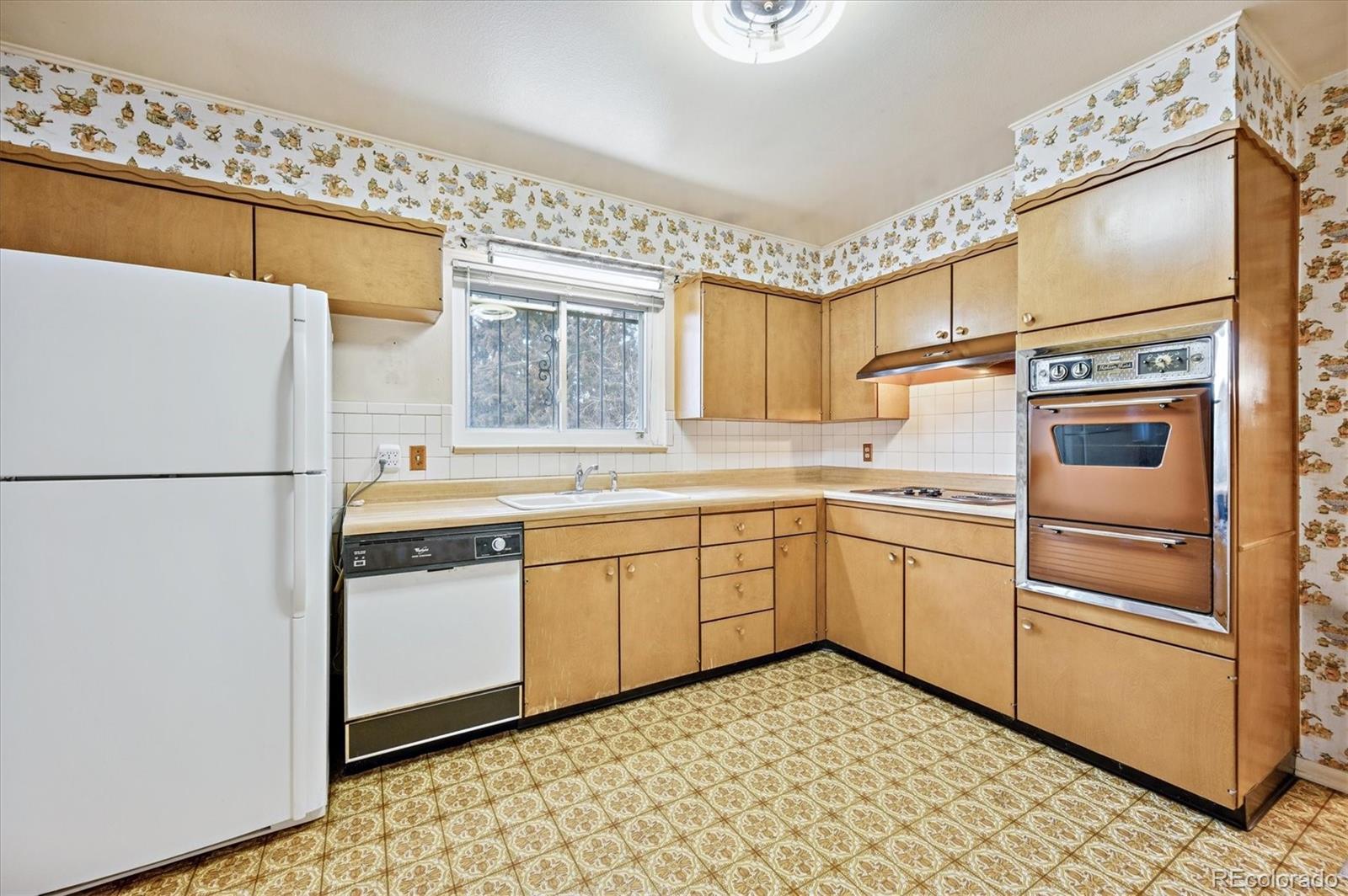 MLS Image #7 for 3057 s gray street,denver, Colorado