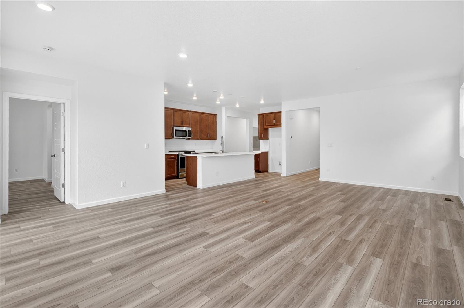 MLS Image #3 for 3358 n duquesne way,aurora, Colorado