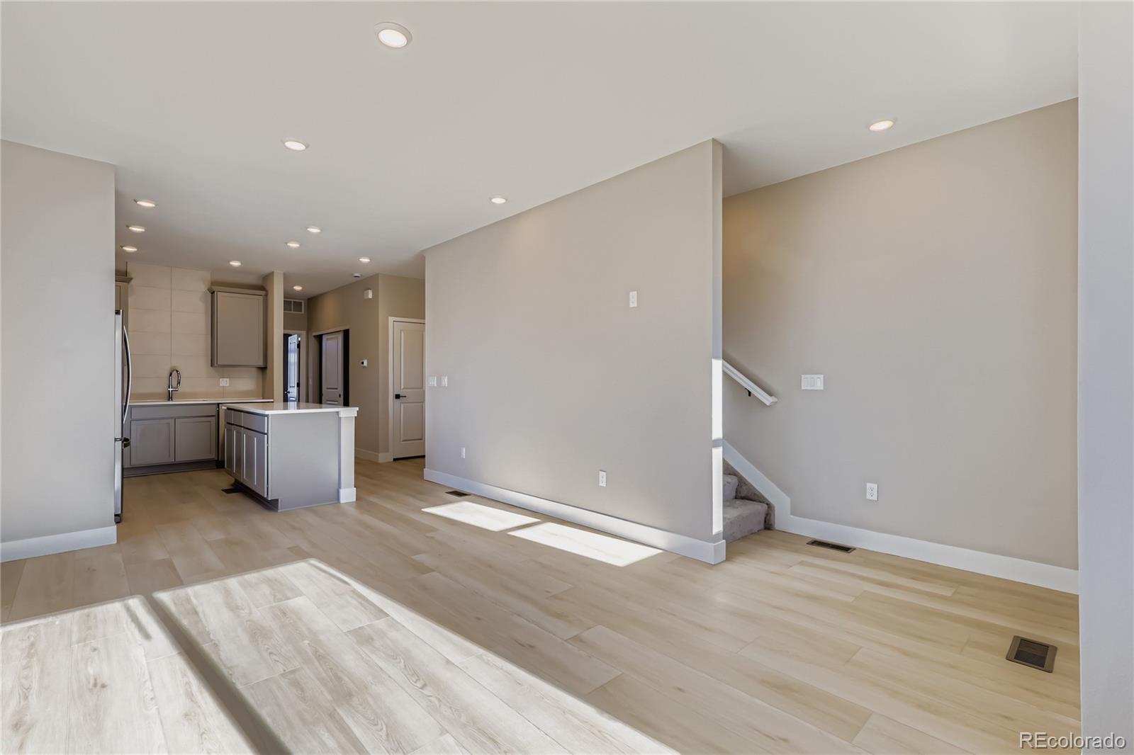 MLS Image #10 for 15364 w 69th avenue ,arvada, Colorado