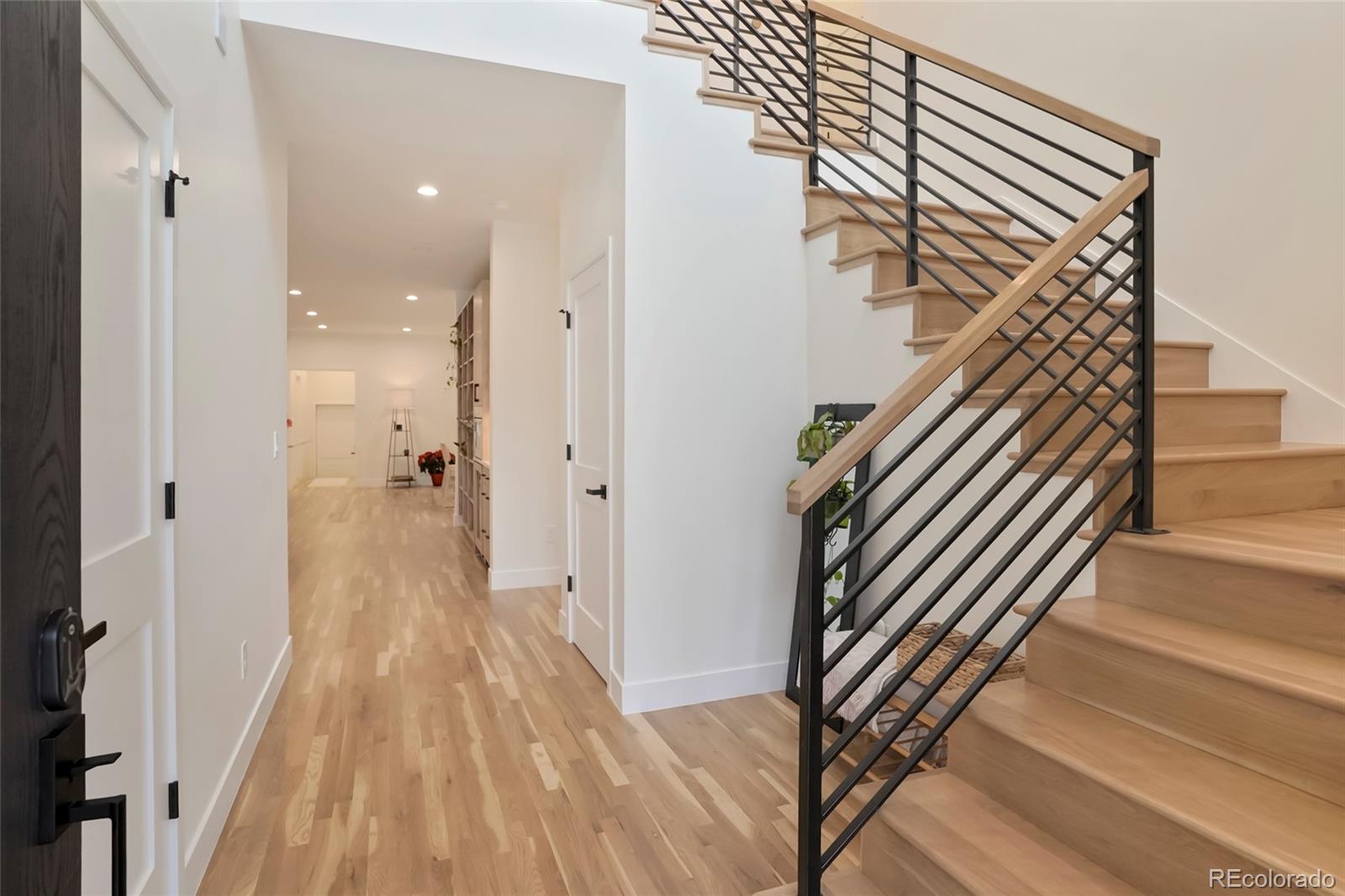 MLS Image #19 for 1150  leyden street,denver, Colorado