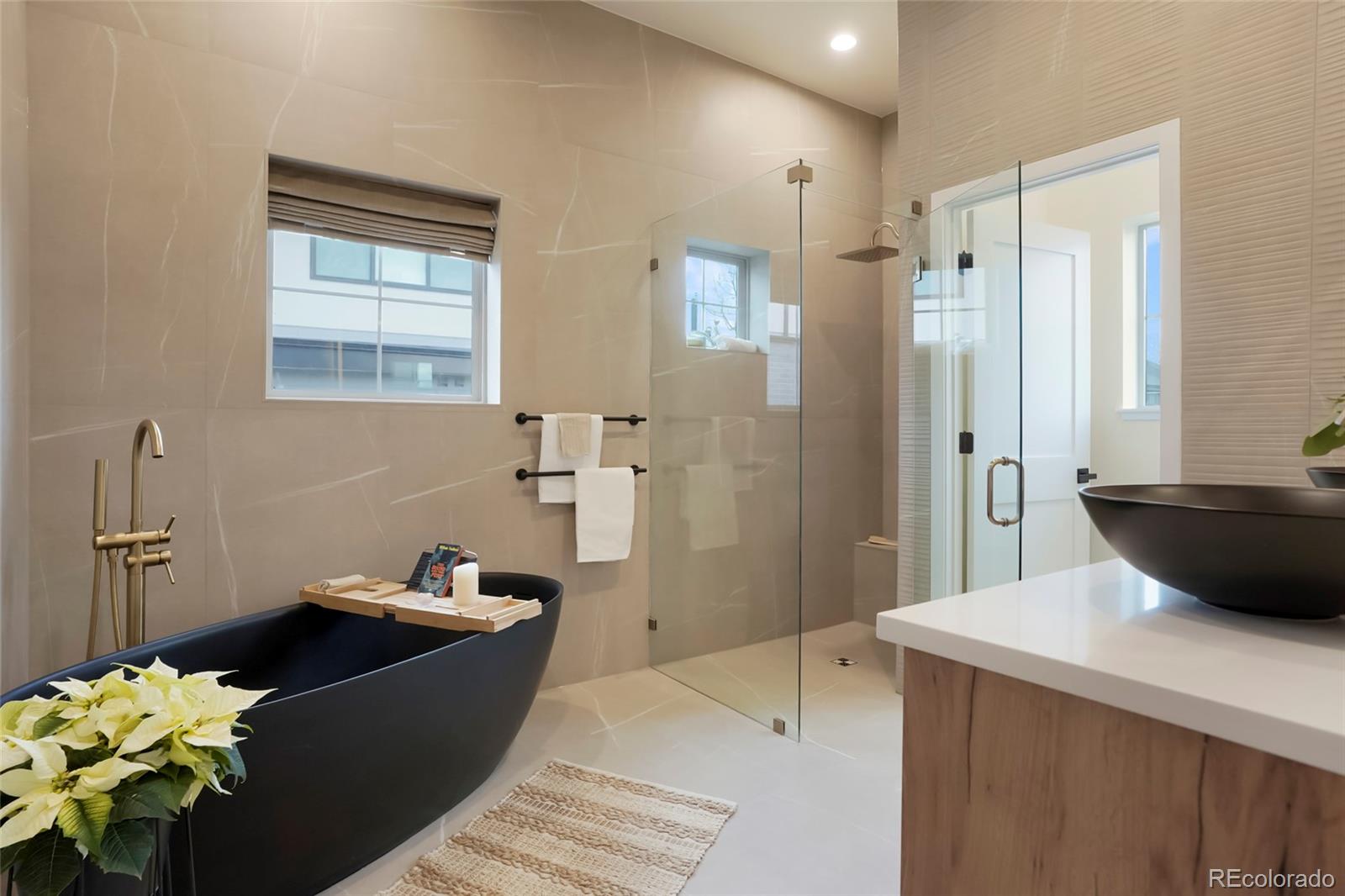 MLS Image #25 for 1150  leyden street,denver, Colorado