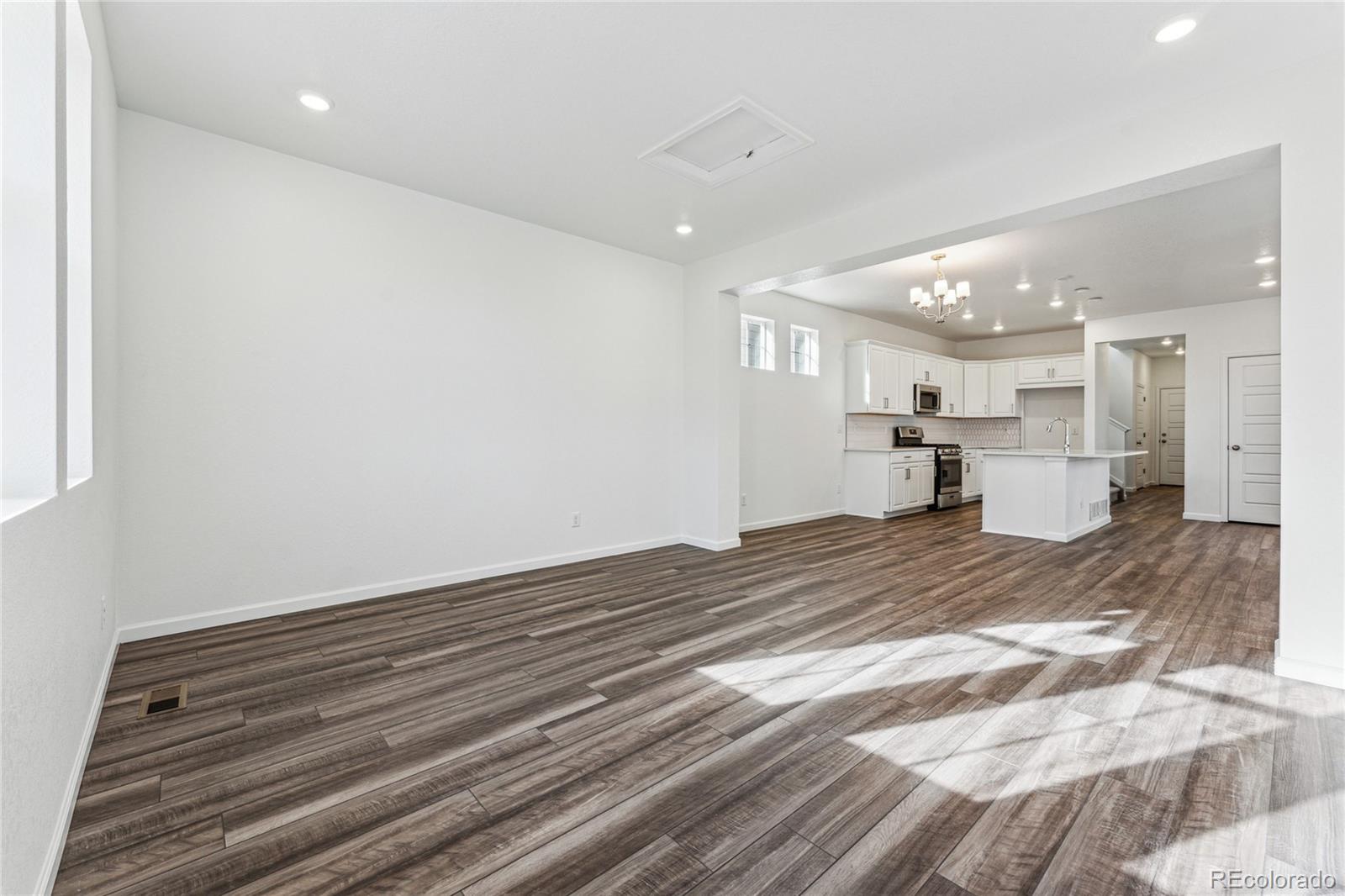 MLS Image #16 for 3304 n catawba way,aurora, Colorado