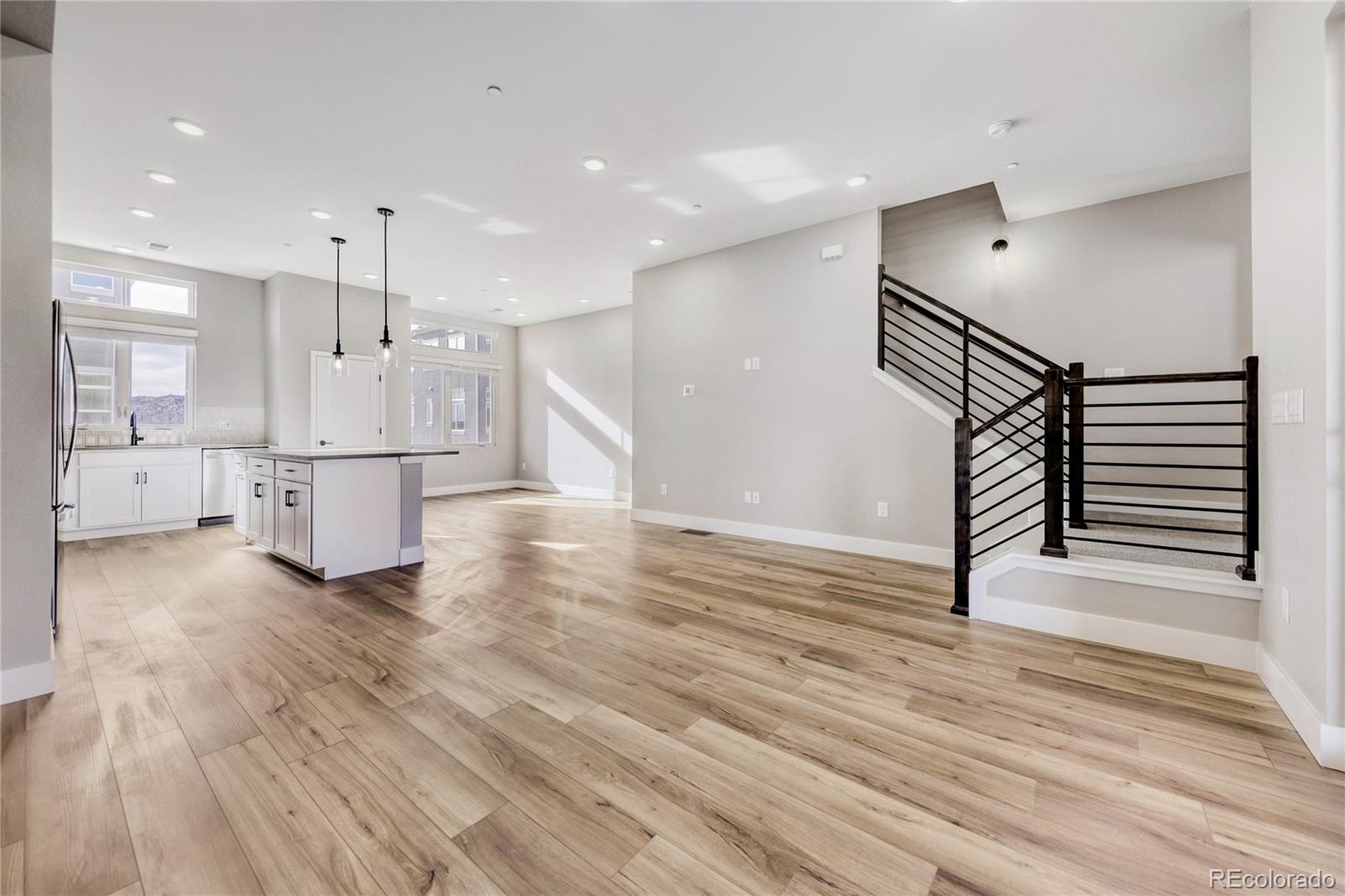 MLS Image #10 for 15508 w washburn avenue,lakewood, Colorado