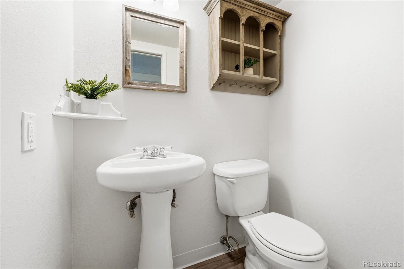 MLS Image #17 for 508 s carr street,lakewood, Colorado