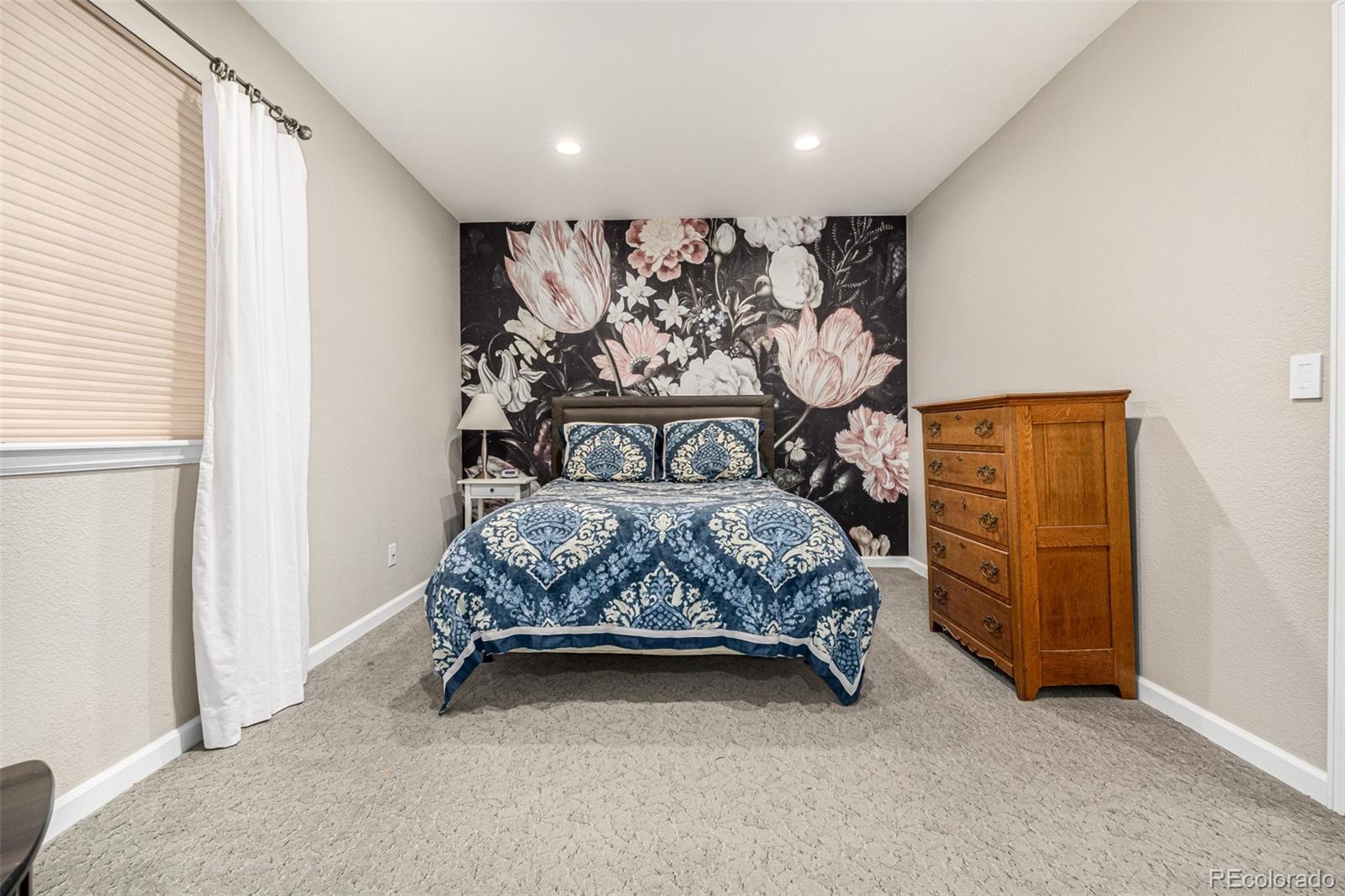 MLS Image #32 for 1003  roslyn court,denver, Colorado