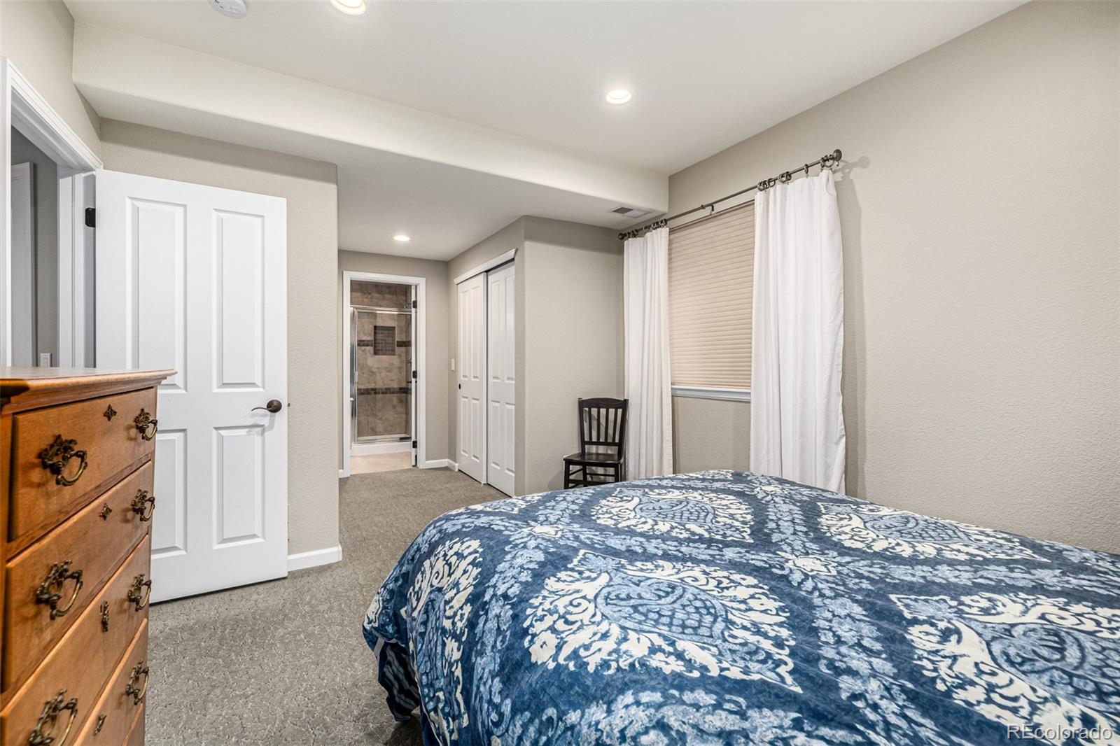 MLS Image #34 for 1003  roslyn court,denver, Colorado