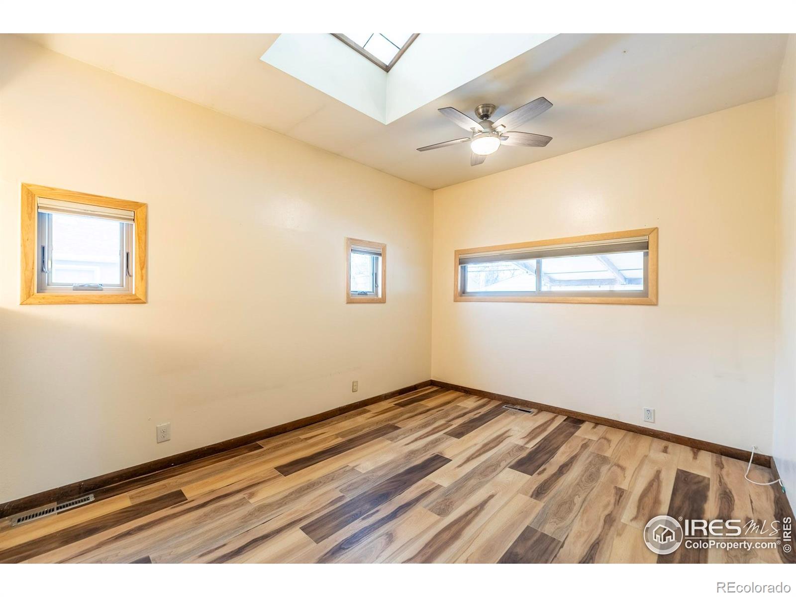 MLS Image #21 for 4760 s huron street,englewood, Colorado