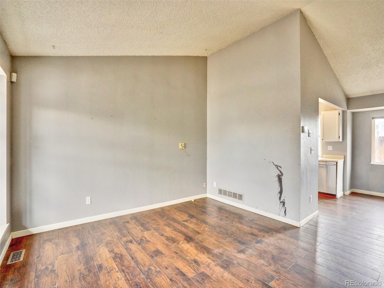 MLS Image #13 for 3160 s halifax street,aurora, Colorado