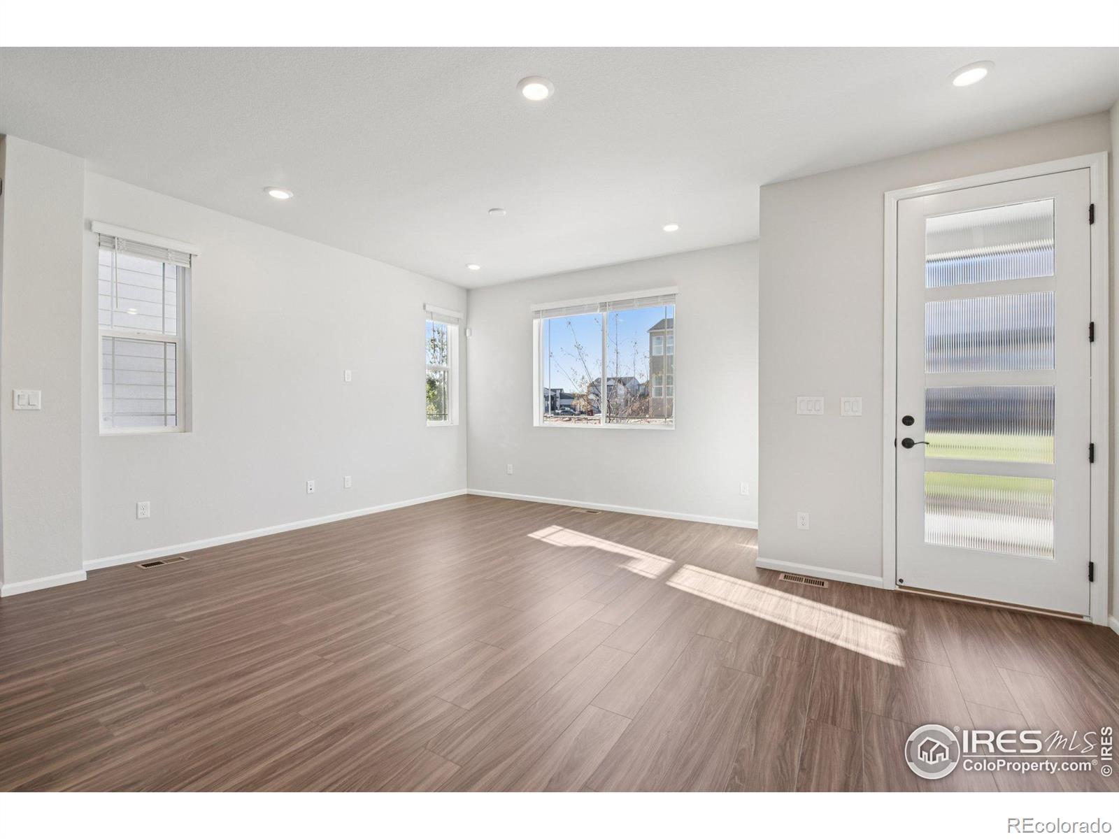 MLS Image #3 for 8777  whiteclover street,littleton, Colorado
