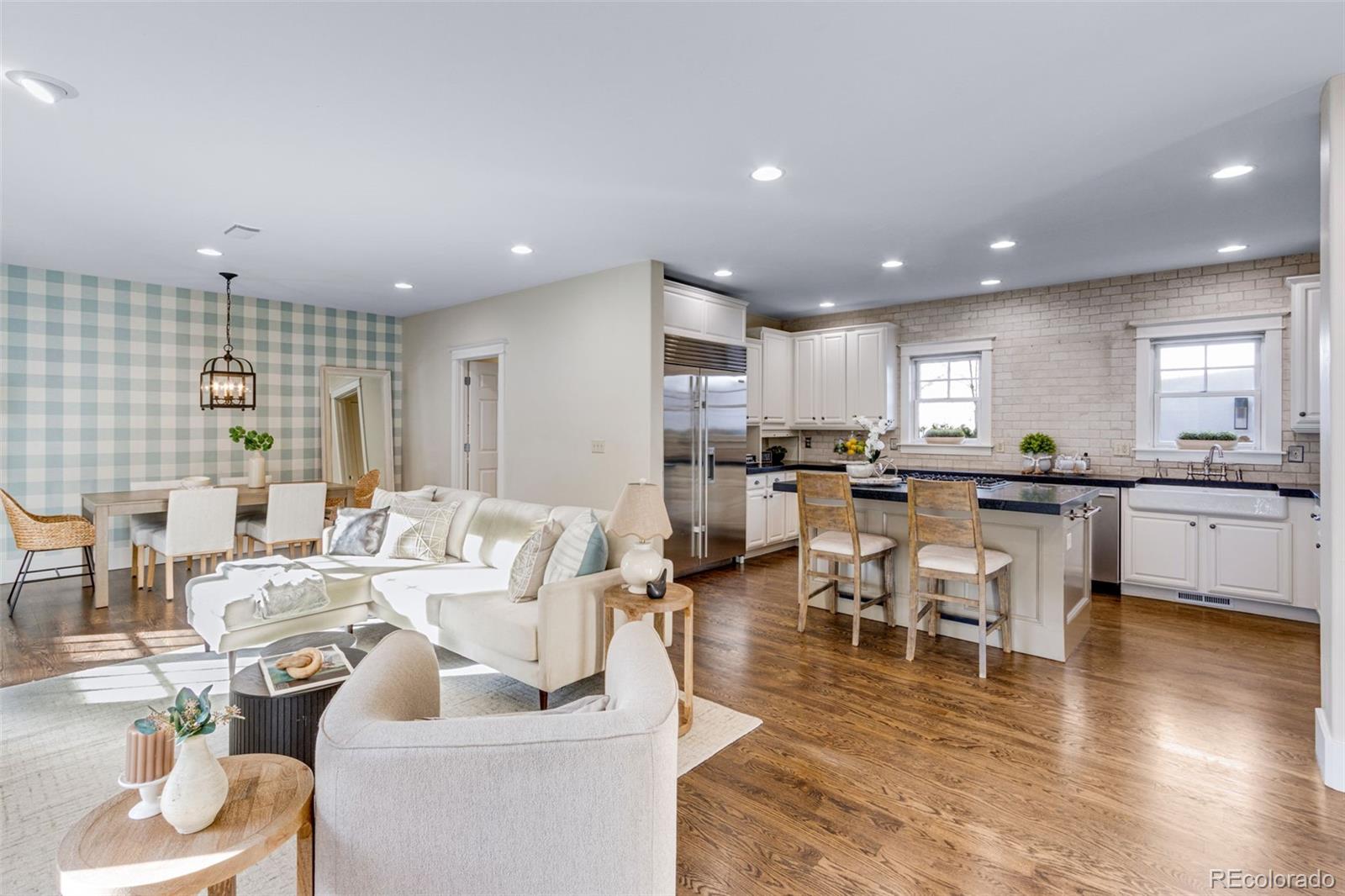 MLS Image #26 for 707 s fillmore street,denver, Colorado