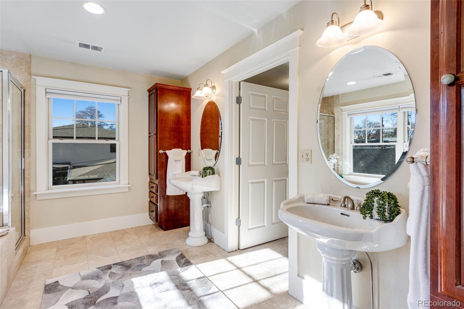 MLS Image #34 for 707 s fillmore street,denver, Colorado
