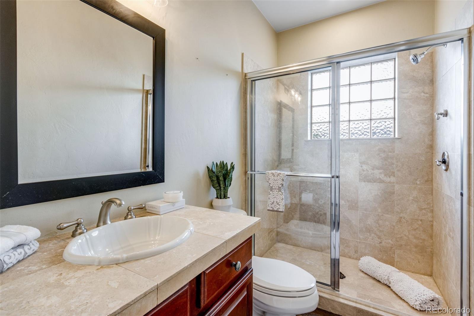 MLS Image #38 for 707 s fillmore street,denver, Colorado