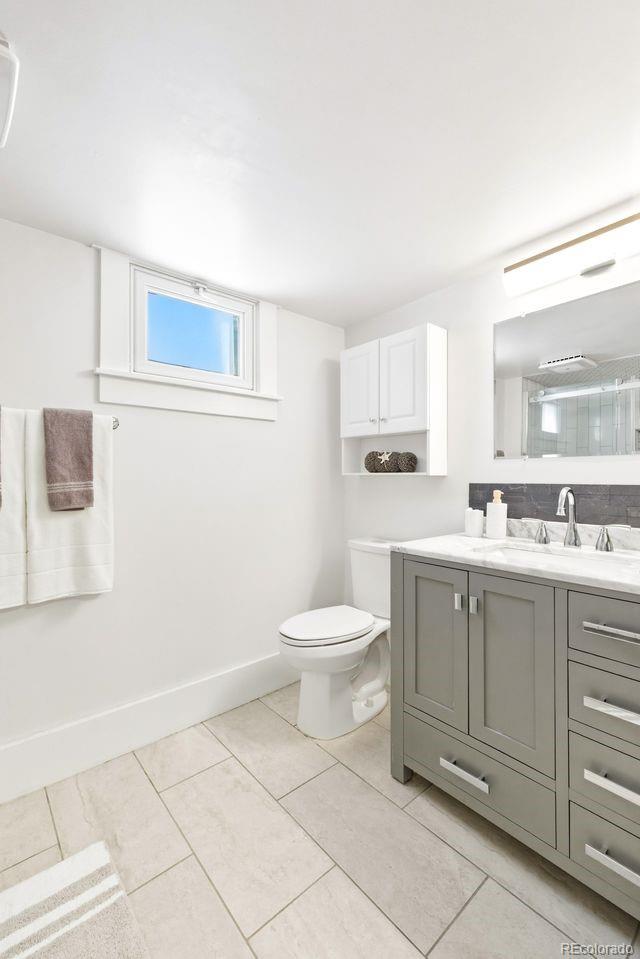 MLS Image #32 for 2515 n glencoe street,denver, Colorado