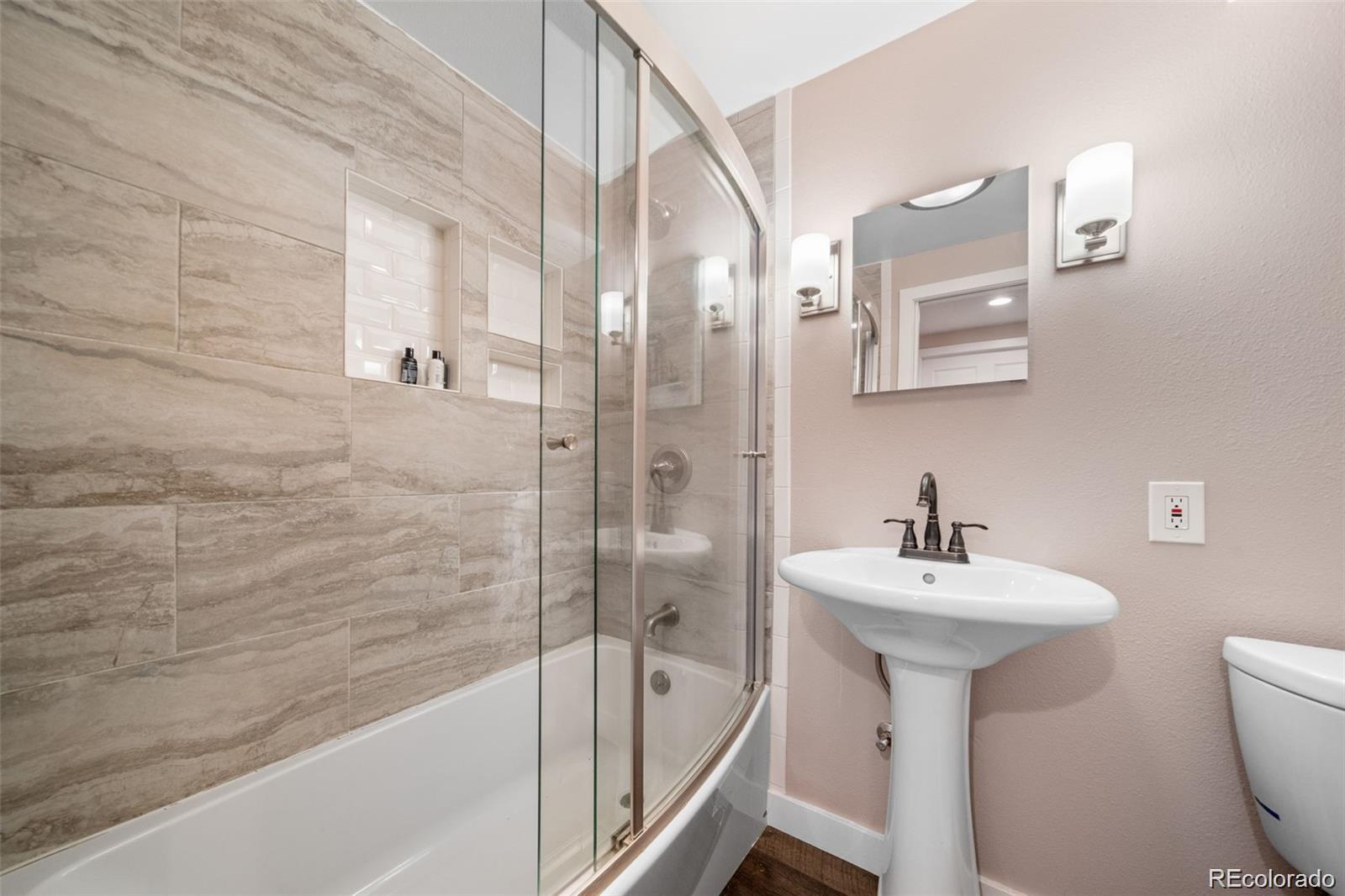 MLS Image #12 for 6365 w coal mine avenue,littleton, Colorado