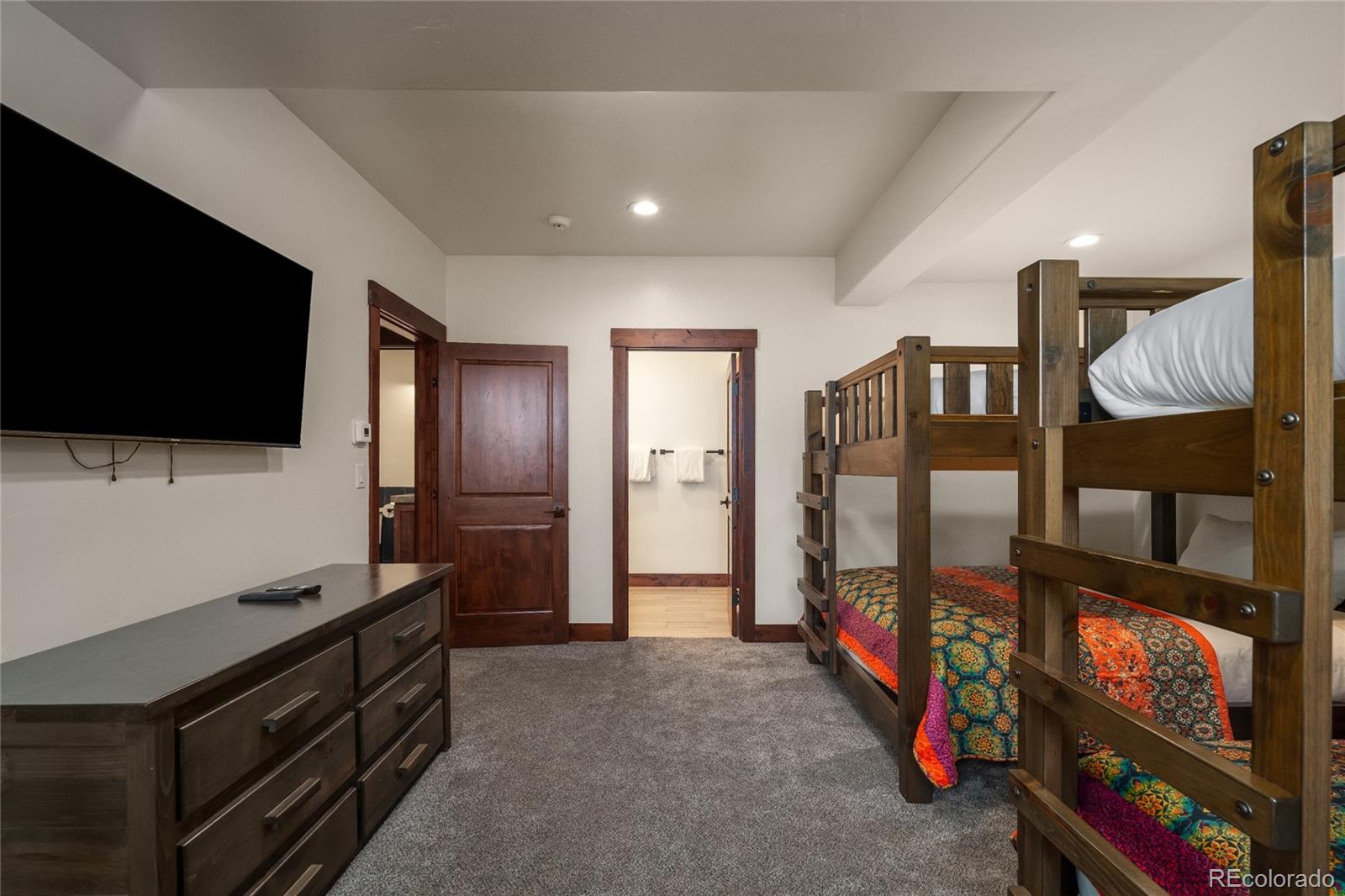 MLS Image #33 for 2669  bronc buster loop,steamboat springs, Colorado