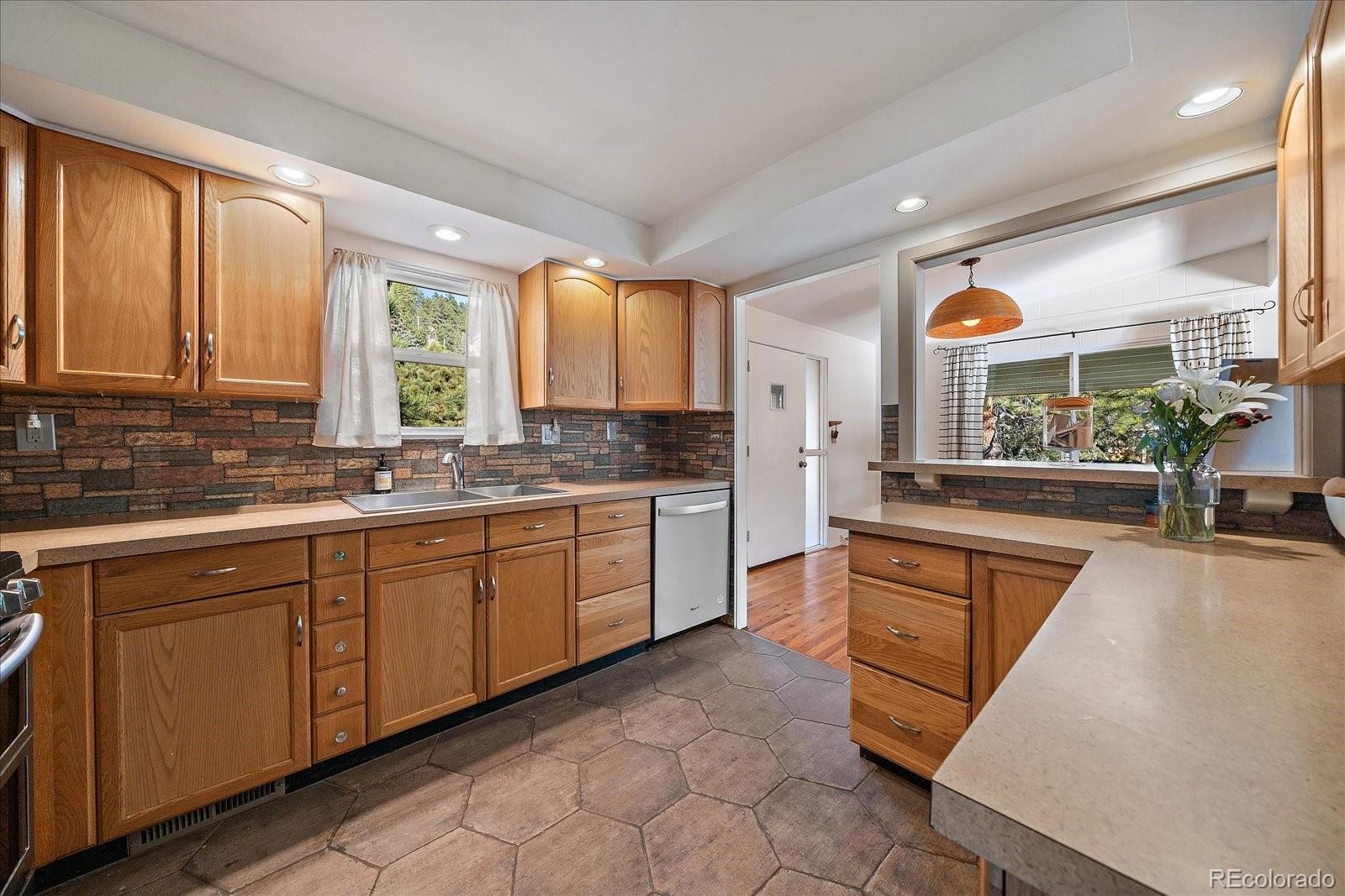 MLS Image #16 for 27906  lupine drive,evergreen, Colorado