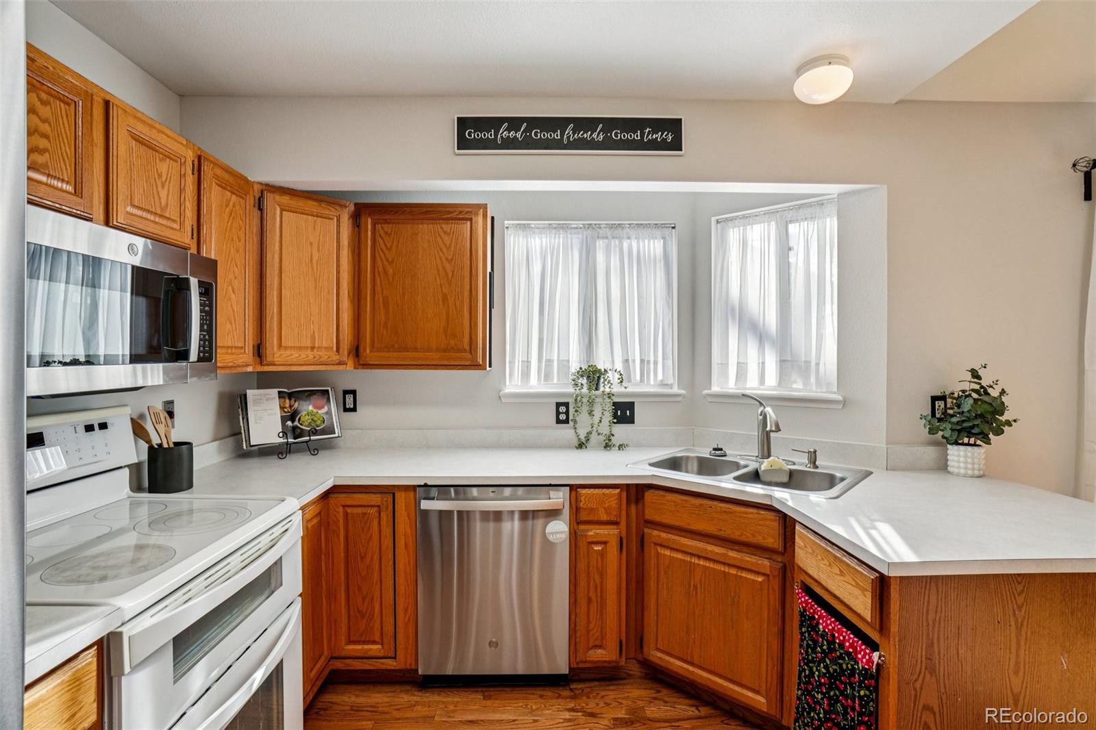 MLS Image #11 for 446  poplar circle,brighton, Colorado