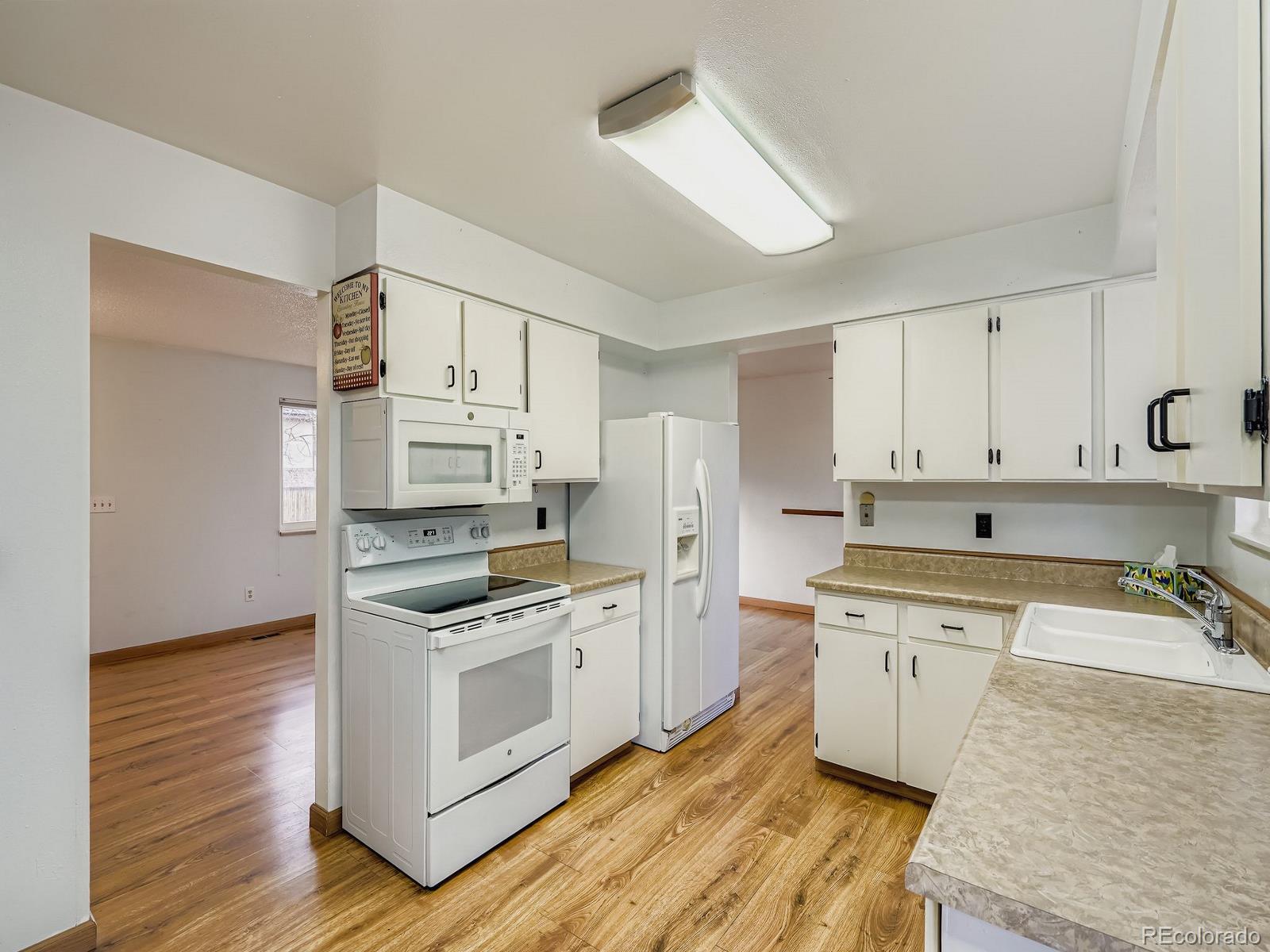 MLS Image #13 for 7004  beech court,arvada, Colorado