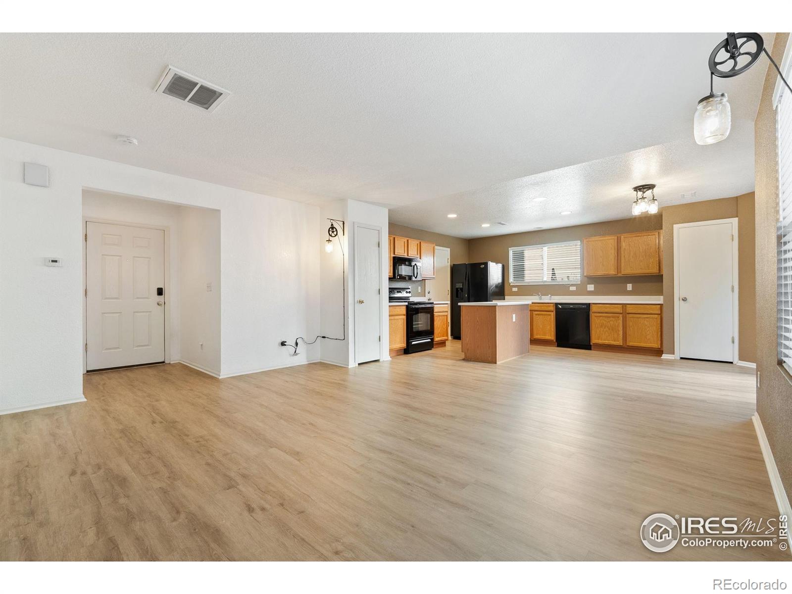 MLS Image #3 for 10712  butte drive,longmont, Colorado