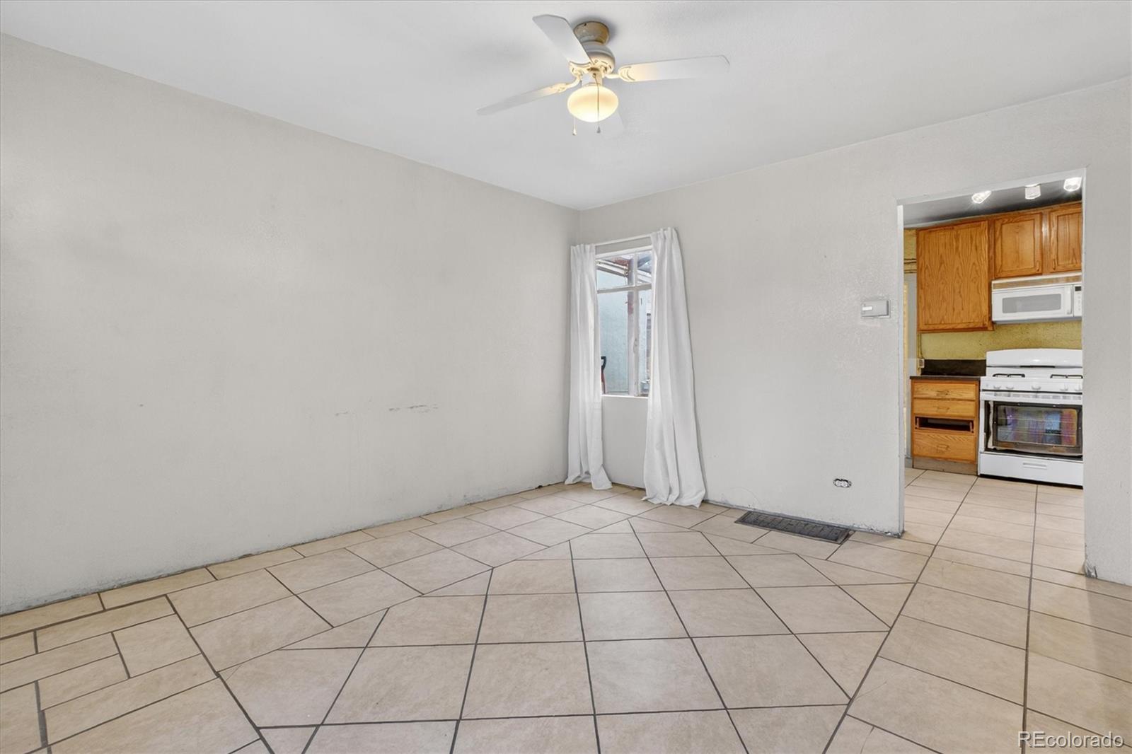 MLS Image #3 for 945  lipan street,denver, Colorado