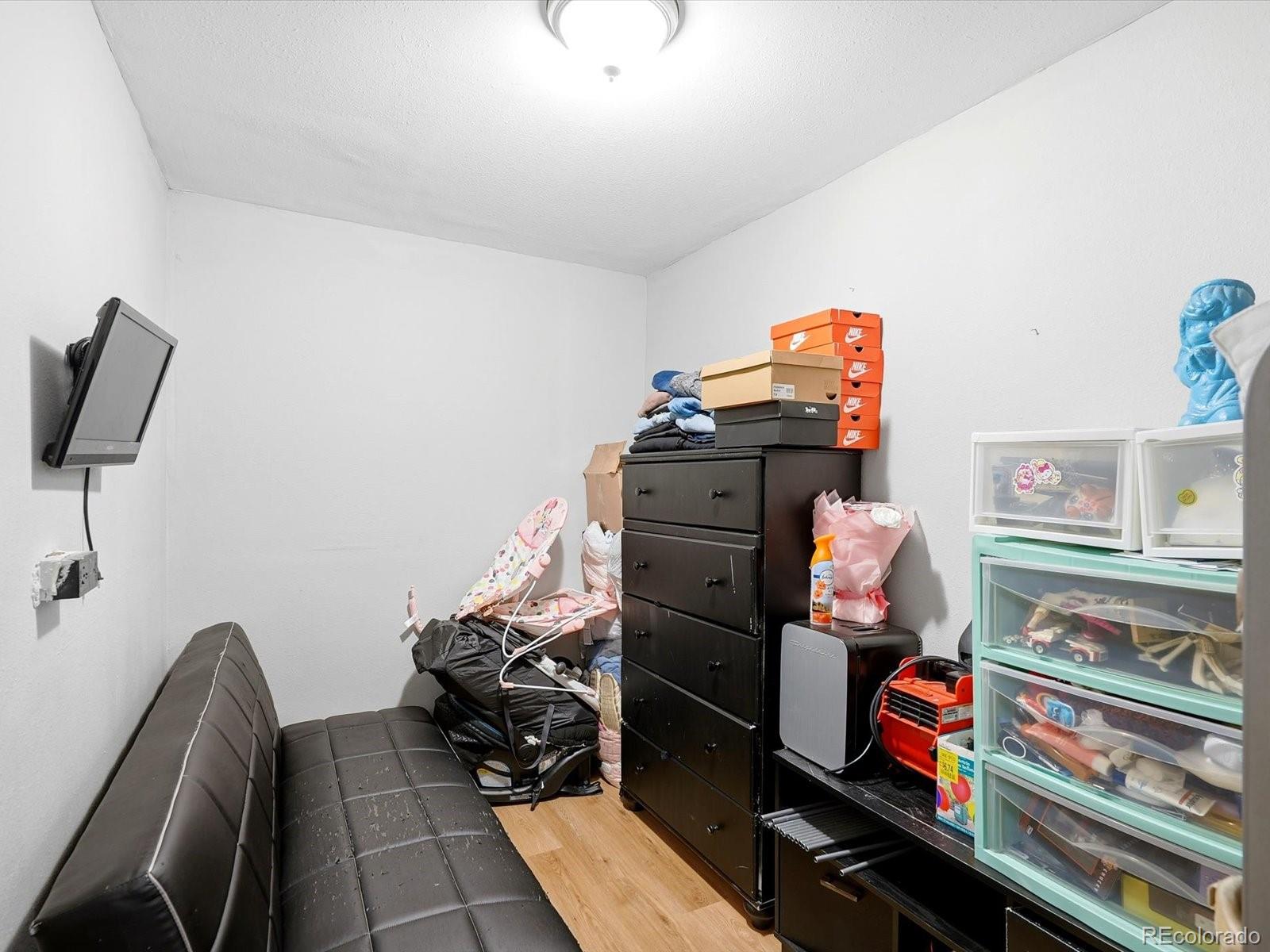 MLS Image #13 for 1883 s perry way,denver, Colorado