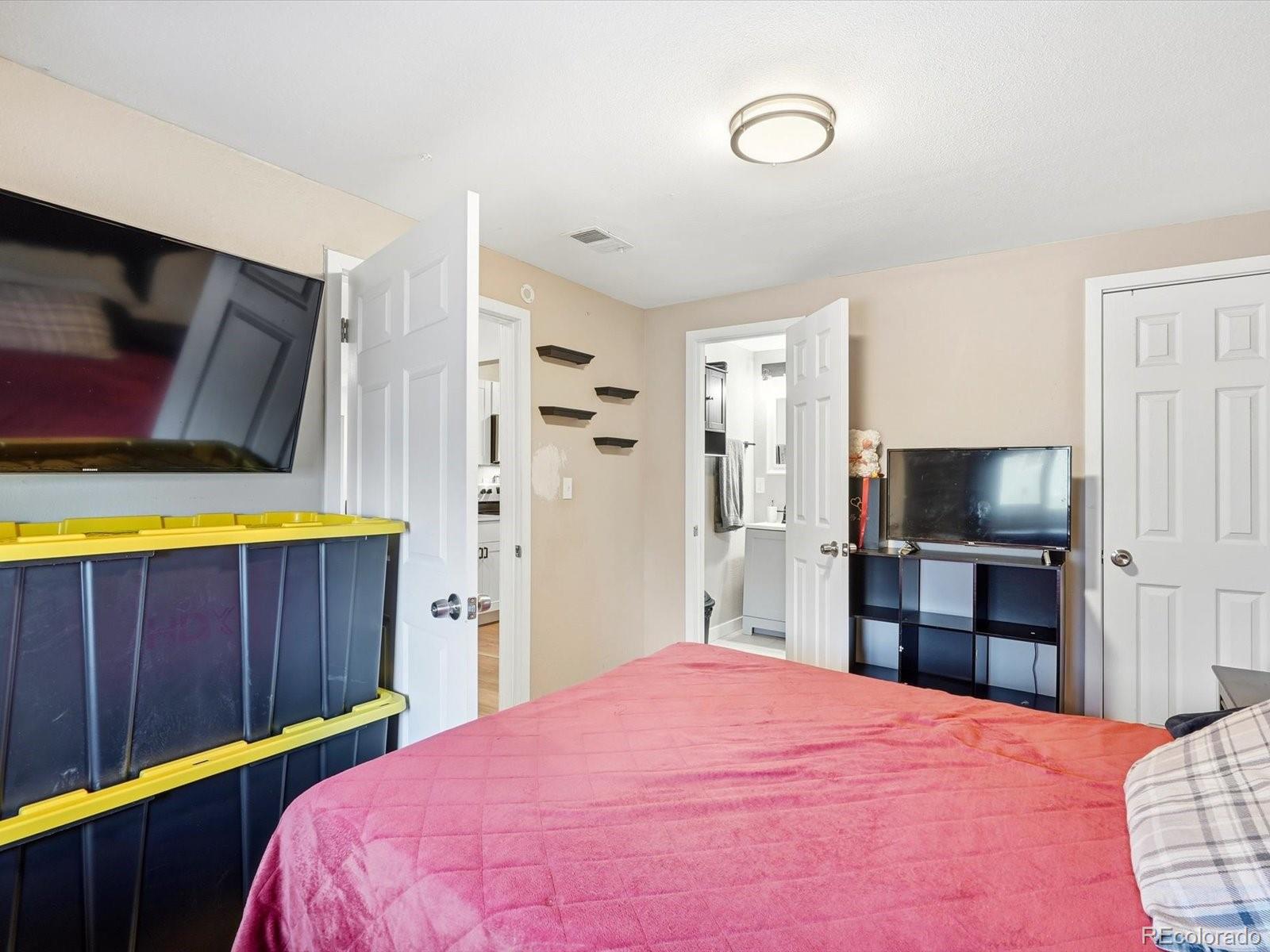 MLS Image #22 for 1883 s perry way,denver, Colorado