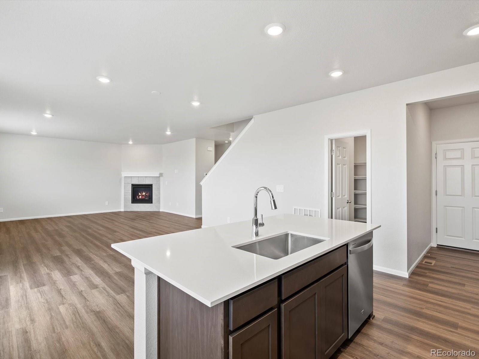 MLS Image #11 for 17538 e 90th place,commerce city, Colorado