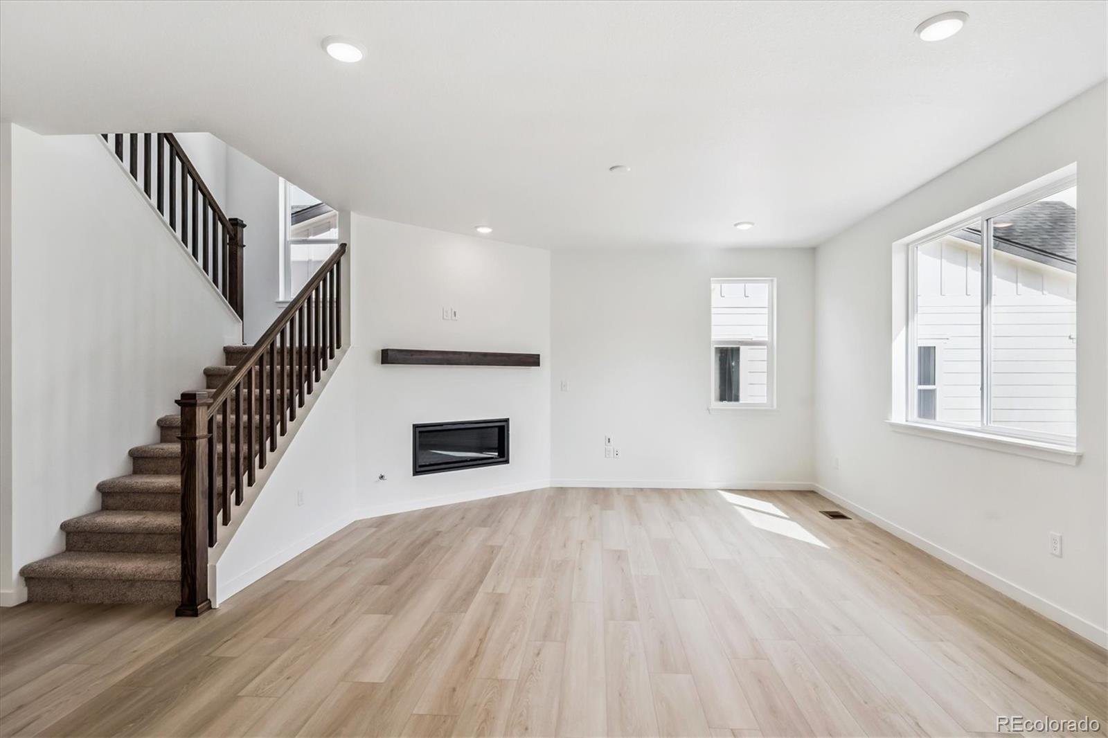 MLS Image #5 for 5536  tamarack avenue,firestone, Colorado