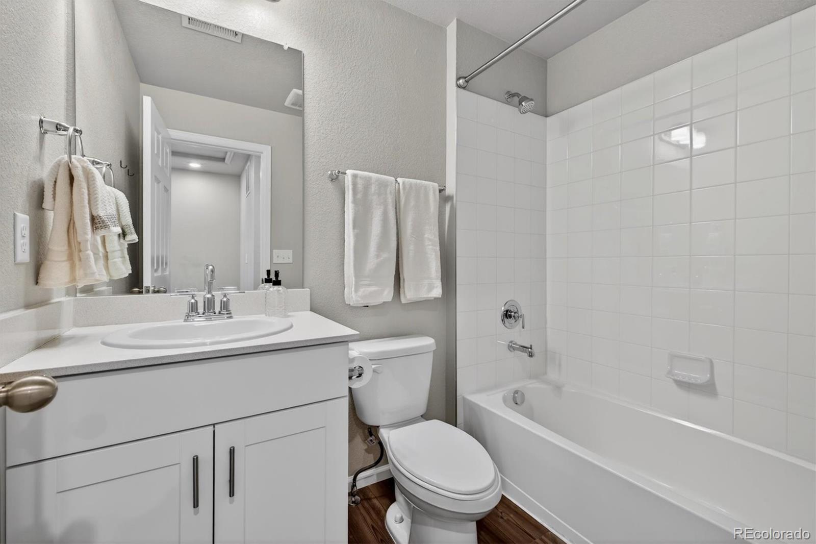 MLS Image #21 for 6128 n lisbon street,aurora, Colorado