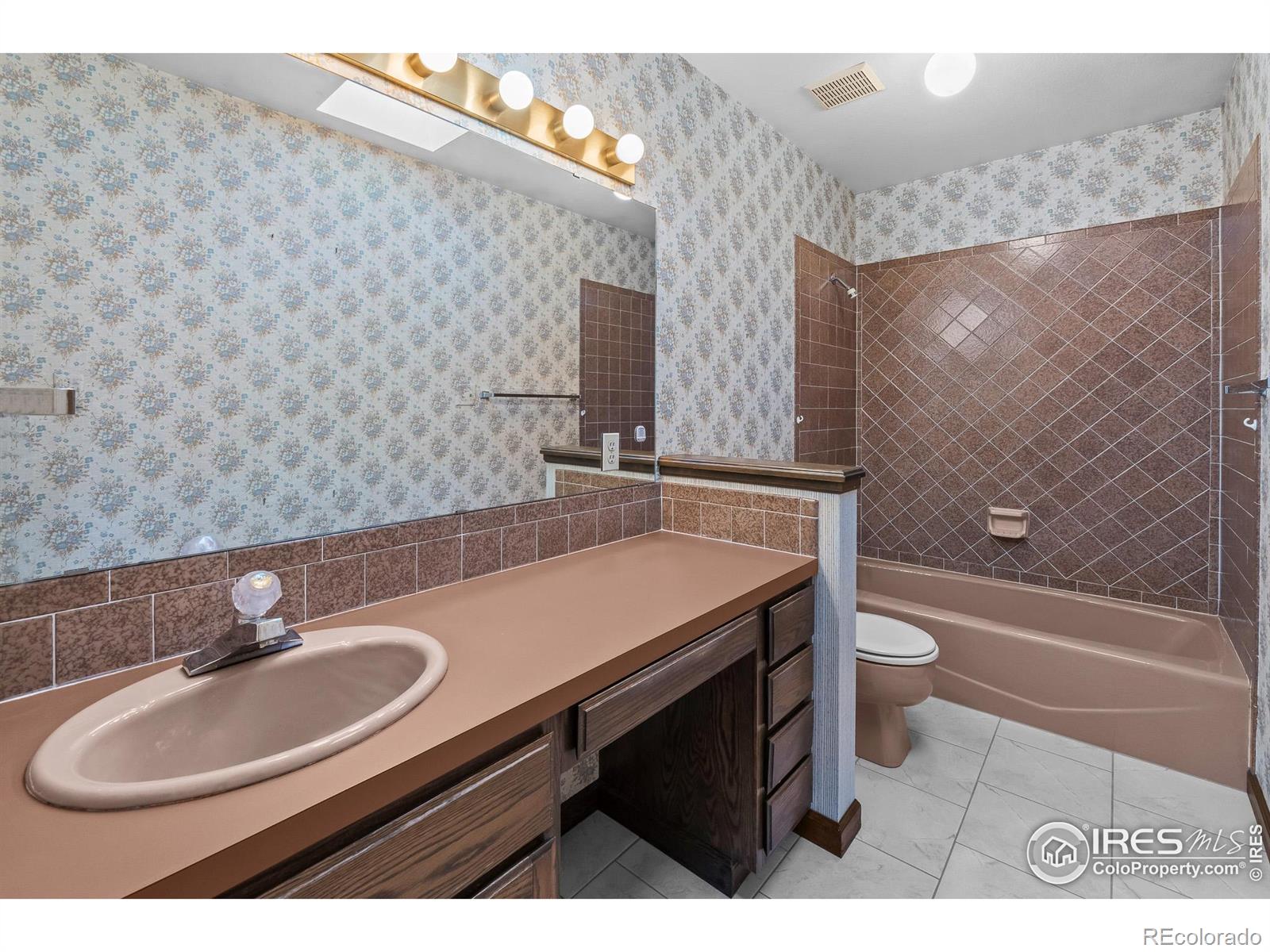 MLS Image #23 for 1001  43rd avenue,greeley, Colorado