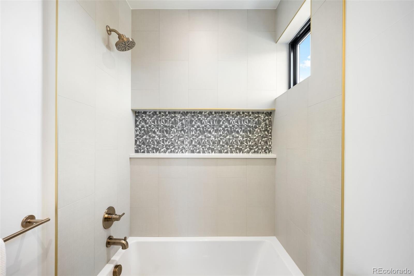 MLS Image #30 for 3400 s bellaire street,denver, Colorado