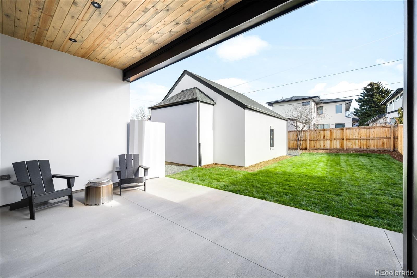 MLS Image #38 for 3400 s bellaire street,denver, Colorado