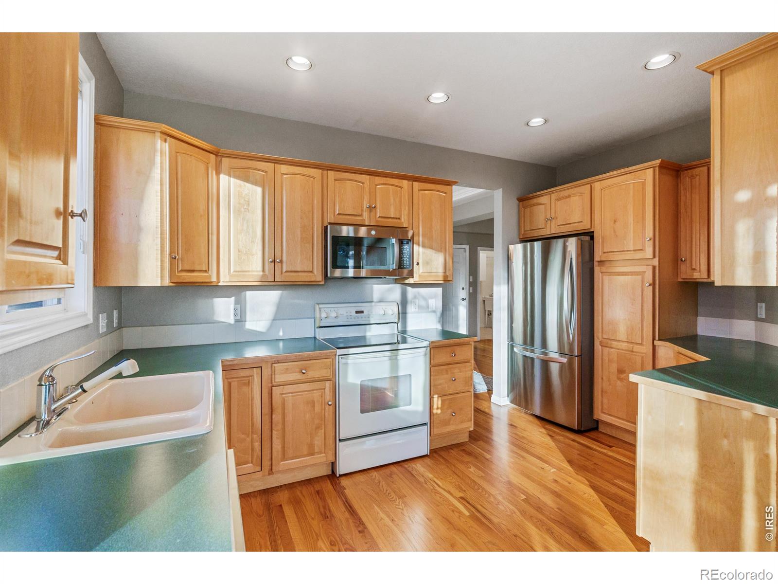 MLS Image #13 for 950  southridge greens boulevard,fort collins, Colorado