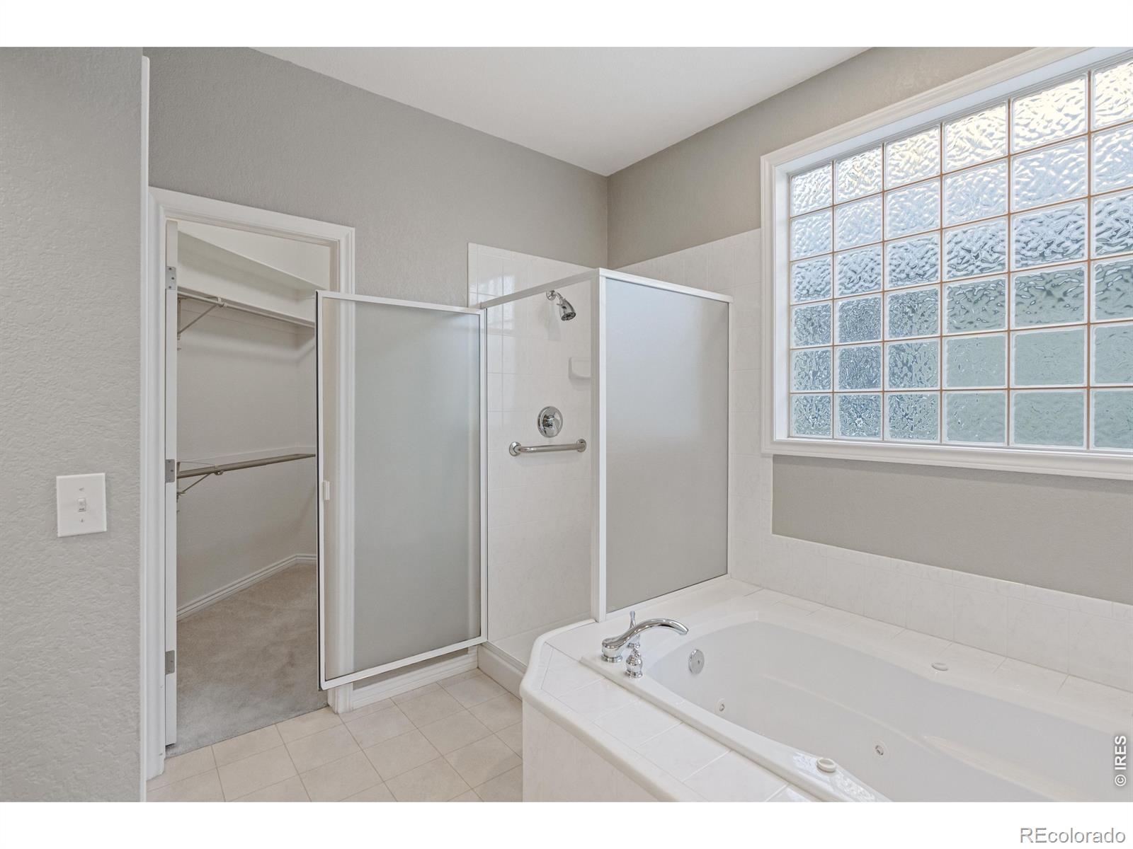 MLS Image #17 for 950  southridge greens boulevard,fort collins, Colorado