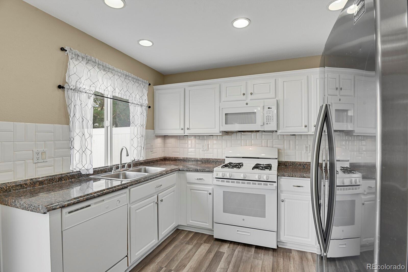 MLS Image #9 for 21507 e 43rd place,denver, Colorado