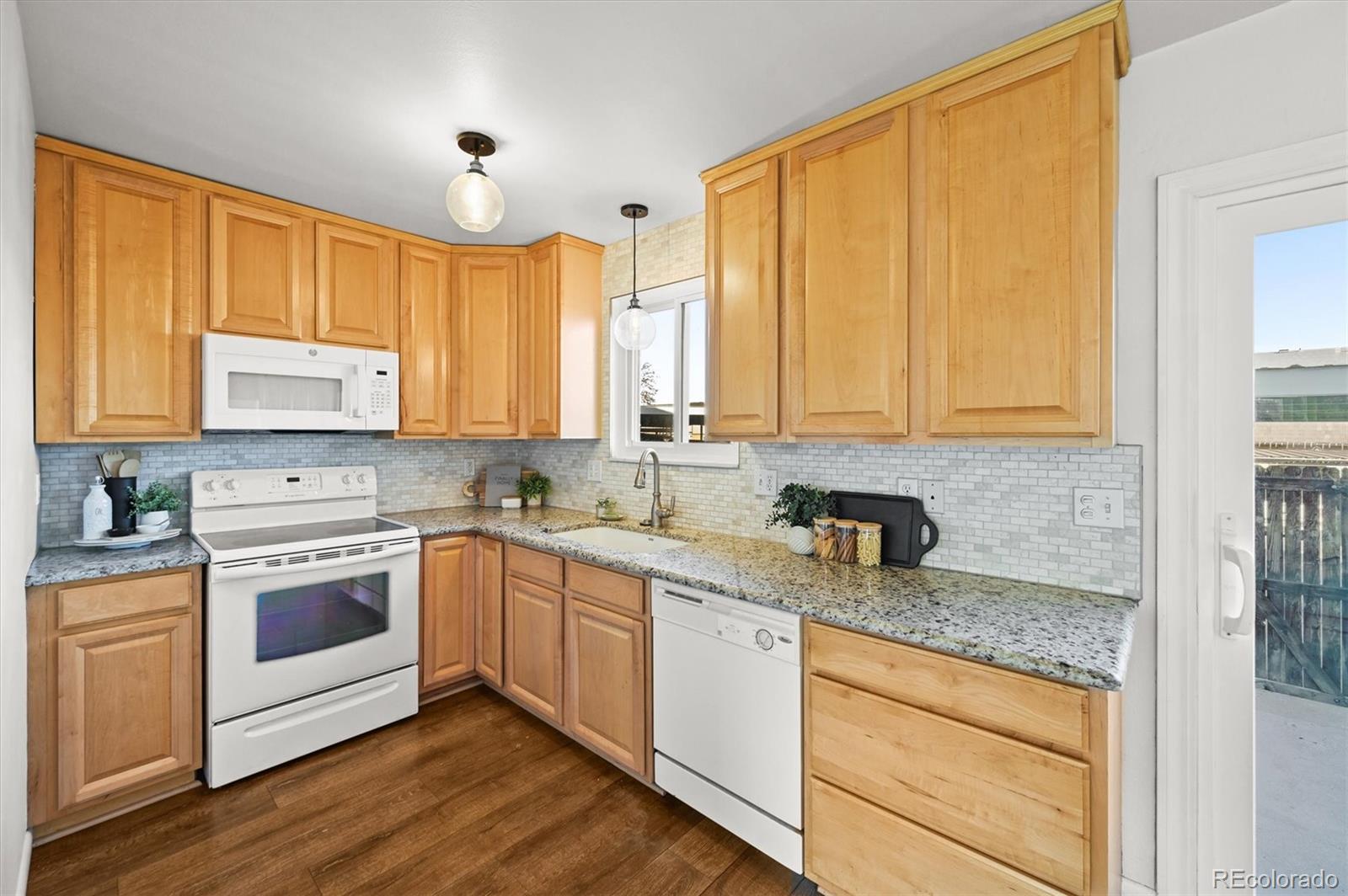 MLS Image #11 for 7137 s webster street,littleton, Colorado