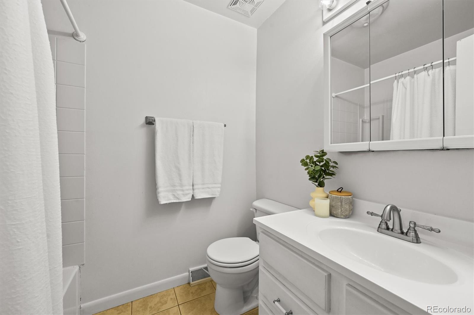 MLS Image #22 for 7137 s webster street,littleton, Colorado
