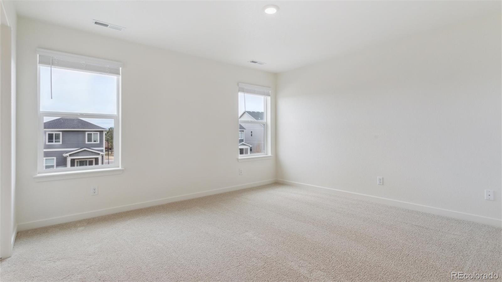 MLS Image #12 for 507  ledge street,lochbuie, Colorado
