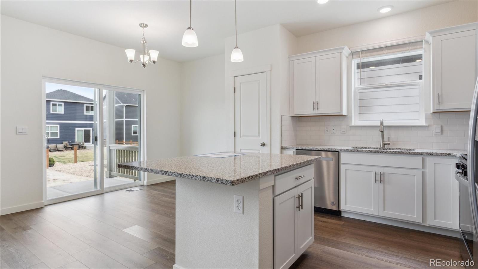 MLS Image #4 for 507  ledge street,lochbuie, Colorado