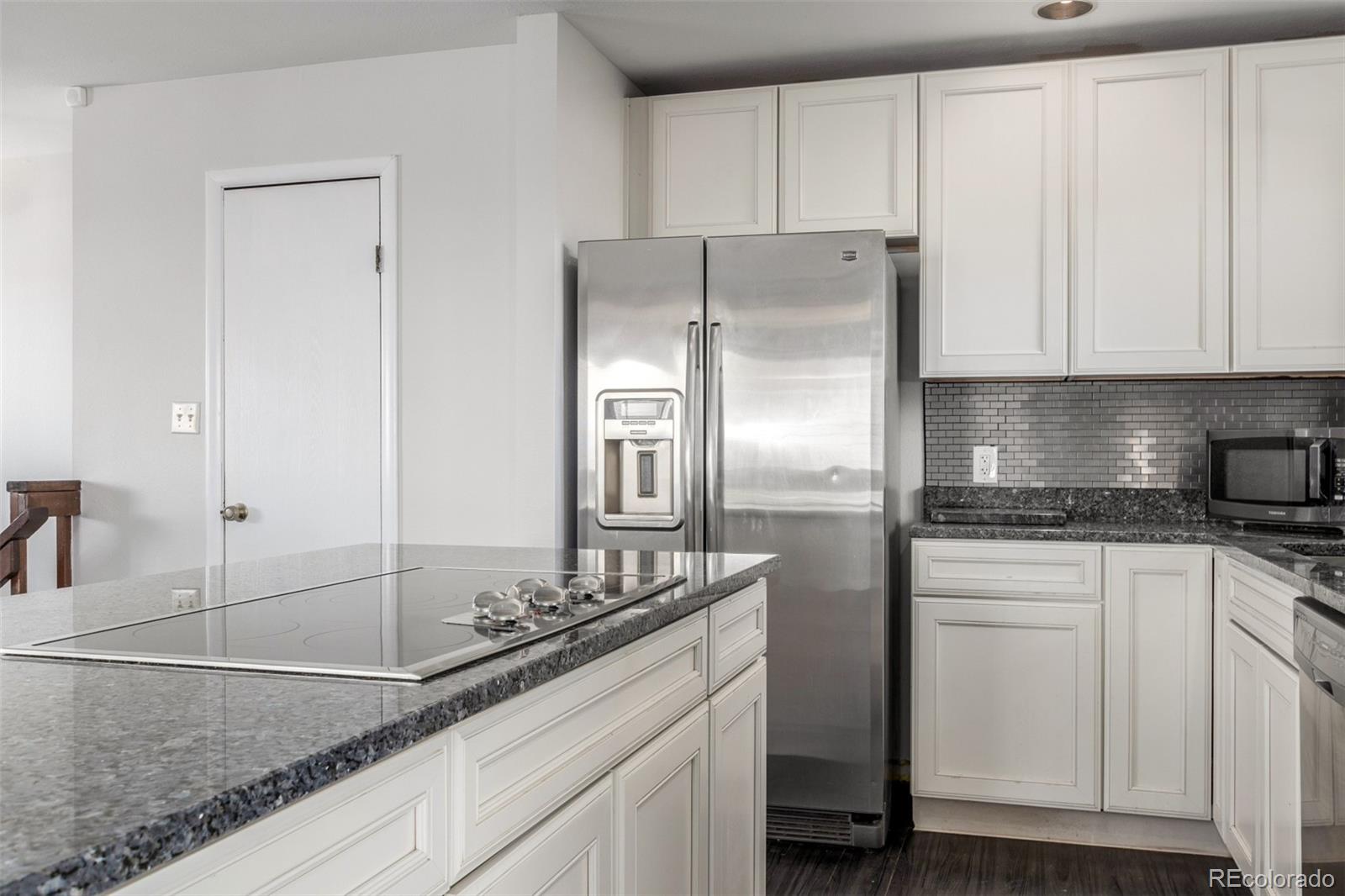 MLS Image #8 for 1061  sir galahad drive,lafayette, Colorado