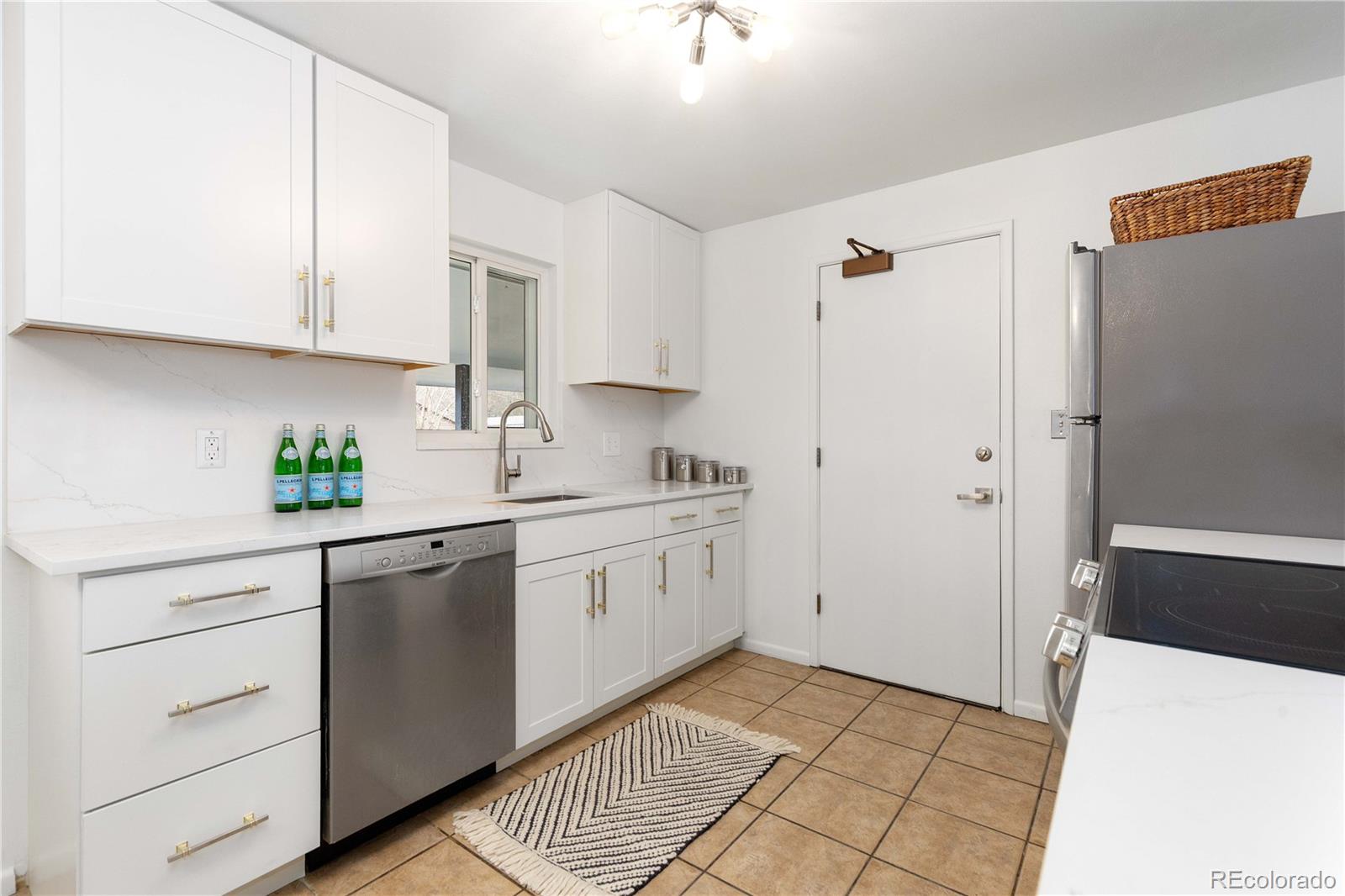 MLS Image #8 for 4465 s galapago street,englewood, Colorado