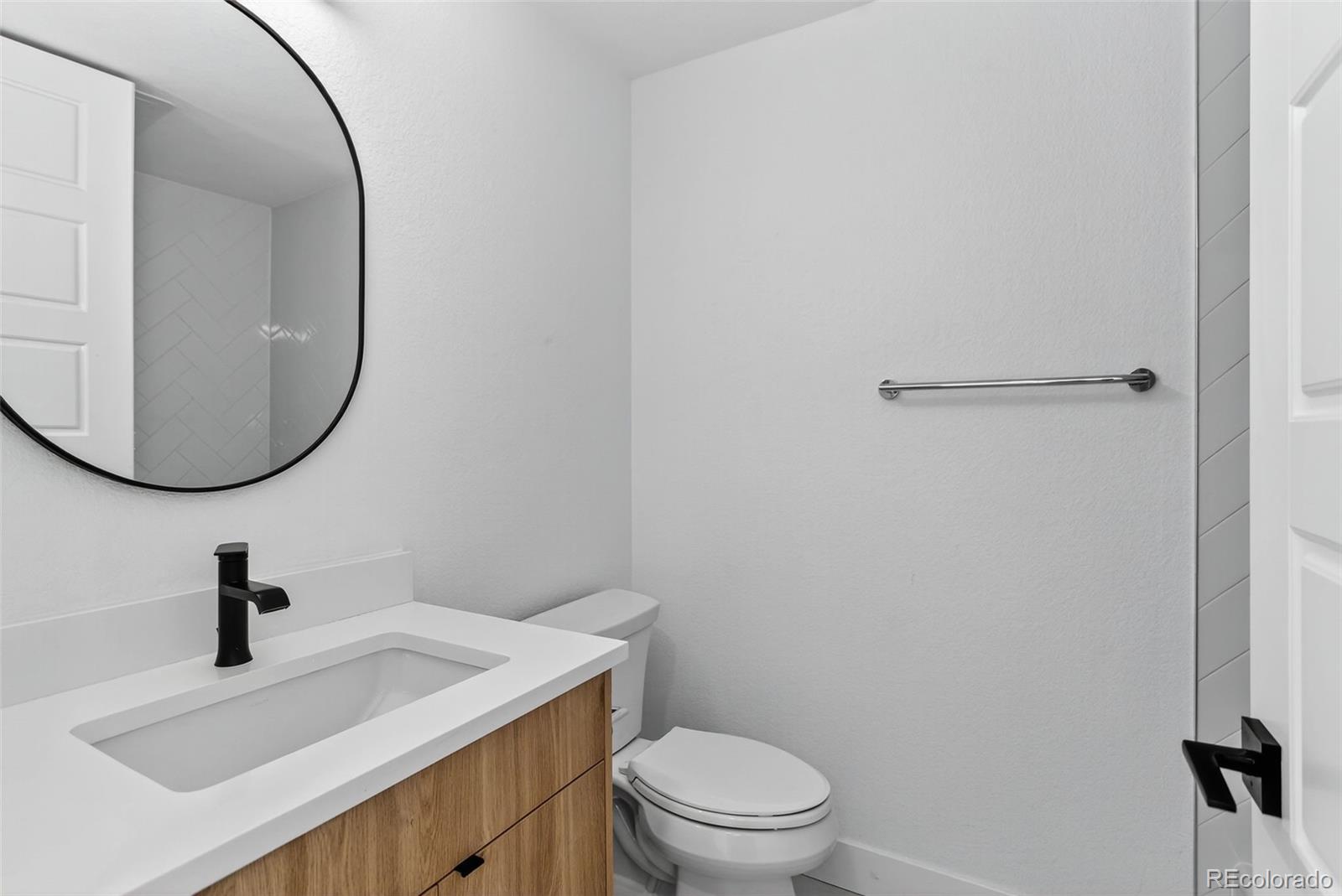 MLS Image #34 for 5128 w 26th avenue 209,denver, Colorado