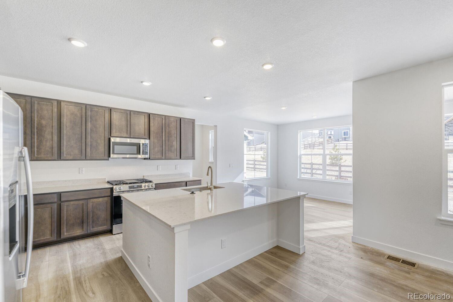 MLS Image #2 for 10874  tundra top drive,parker, Colorado